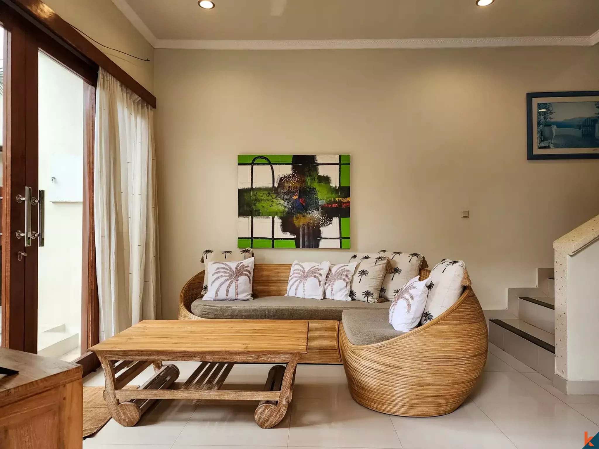 Properti freehold dengan tiga kamar tidur di Seminyak Pusat