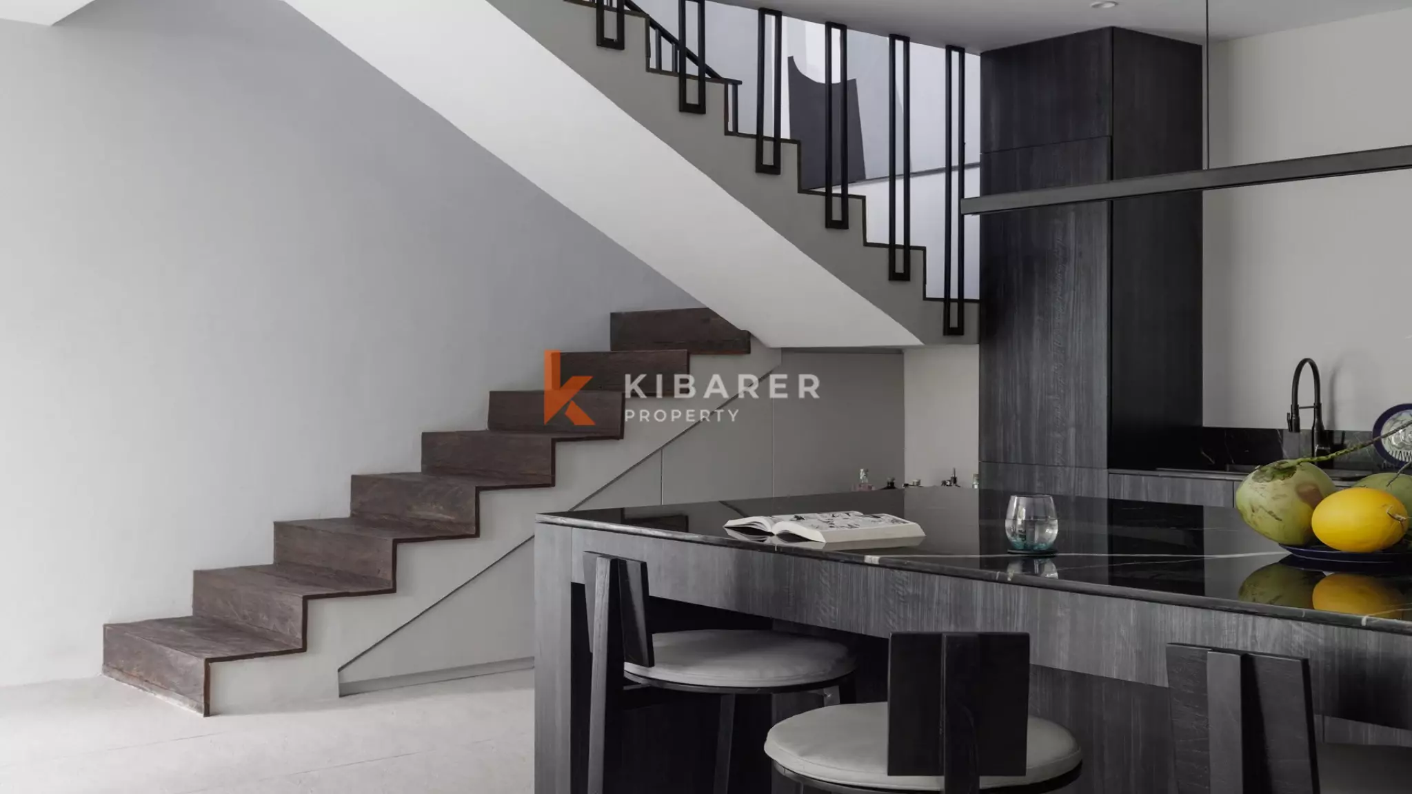 Stylish Minimalist Three-Bedroom Villa with Private Pool in Pererenan