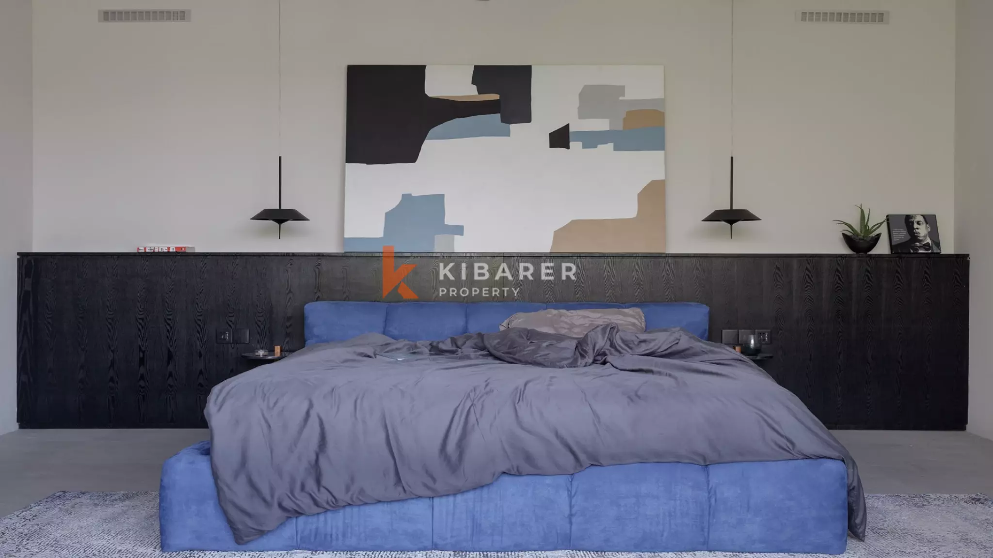 Stylish Minimalist Three-Bedroom Villa with Private Pool in Pererenan