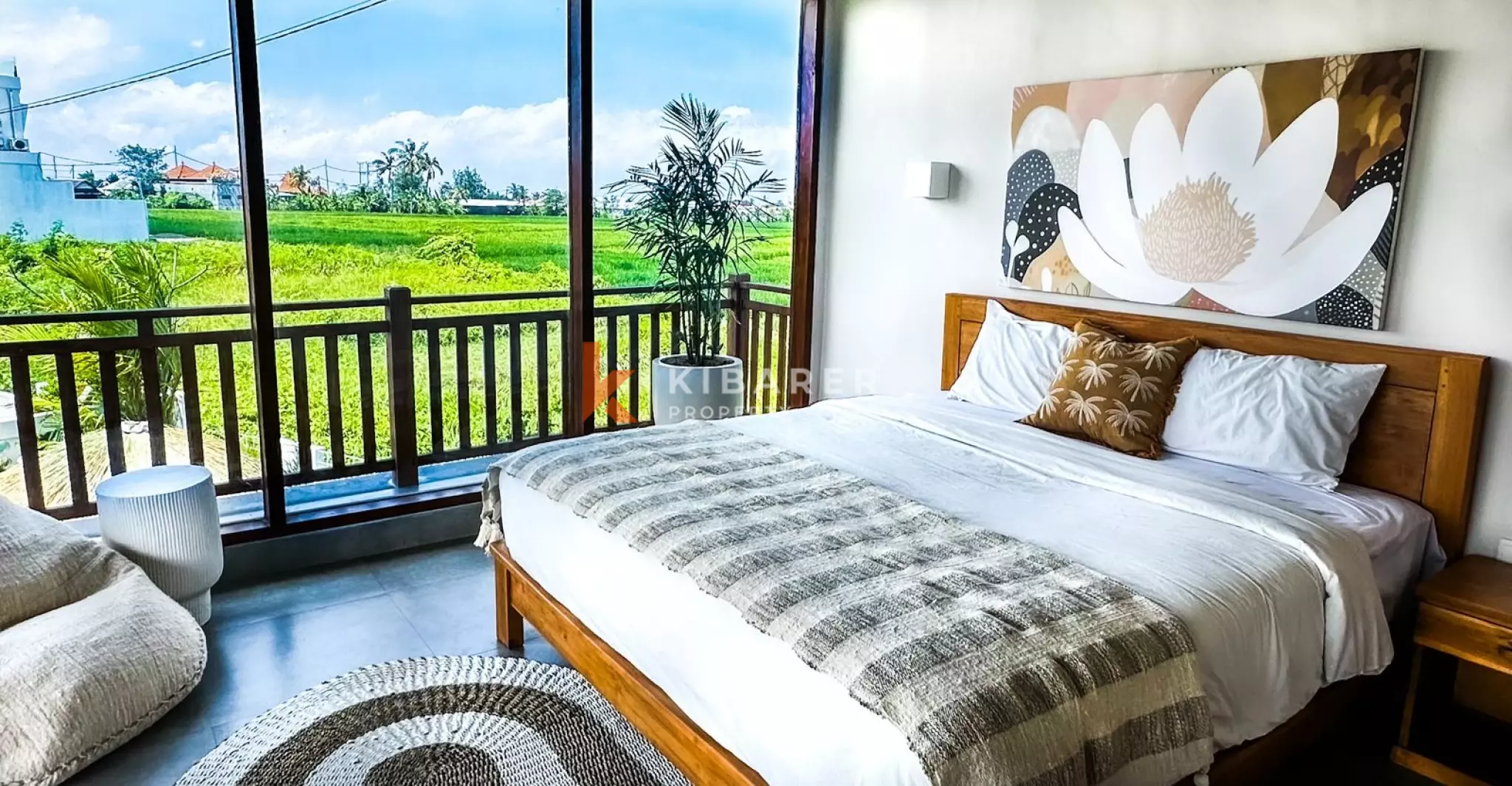 Charming Three-Bedroom Villa in Beachside Seseh