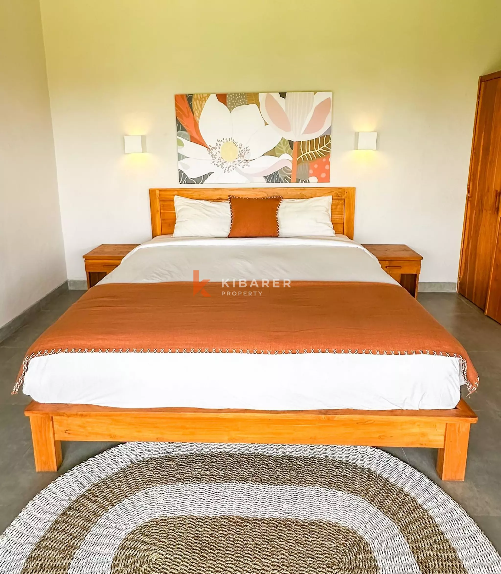 Charming Three-Bedroom Villa in Beachside Seseh