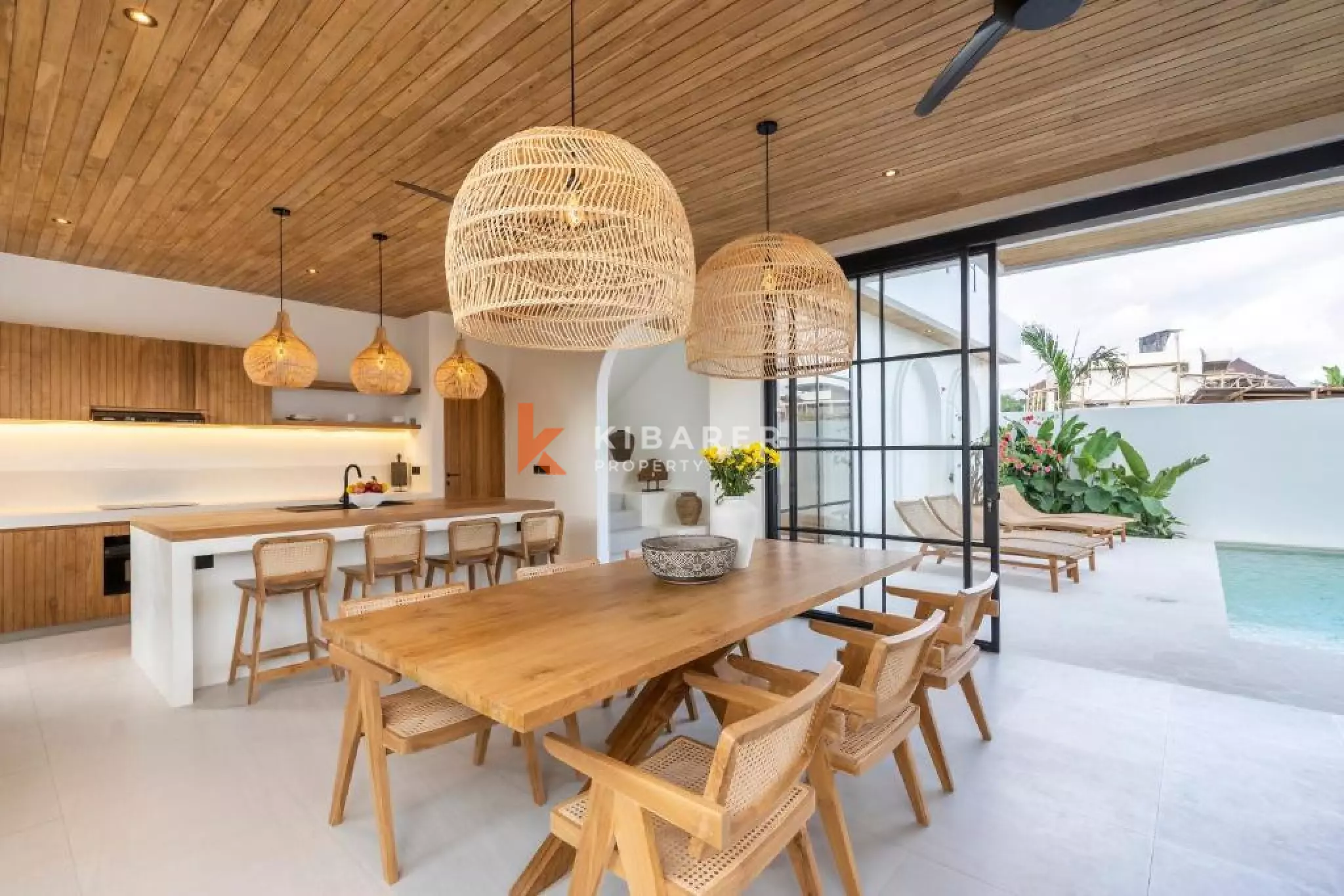 Mediterranean Tropical Living Three bedroom Villa in Beachside Cemagi