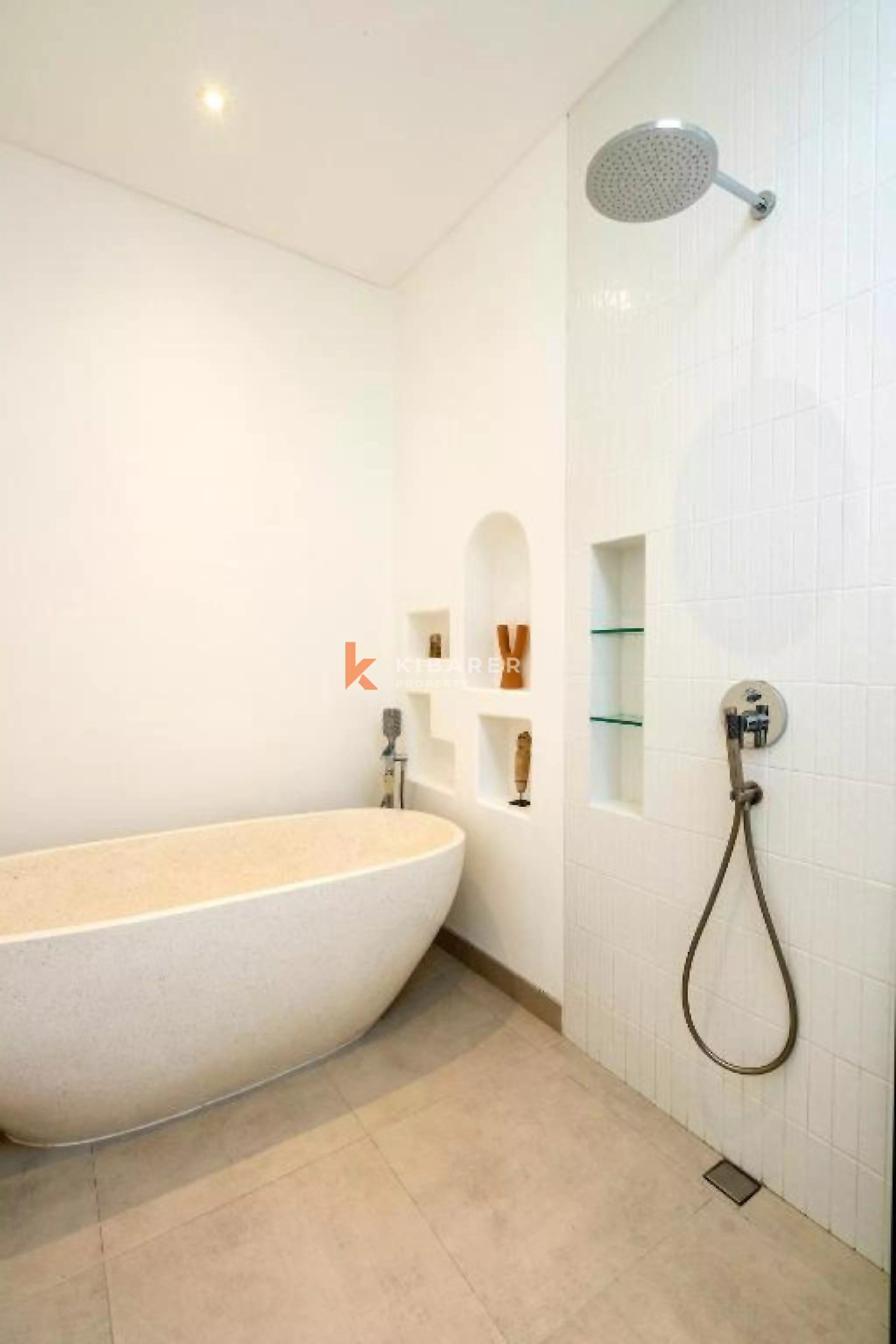 Mediterranean Tropical Living Three bedroom Villa in Beachside Cemagi