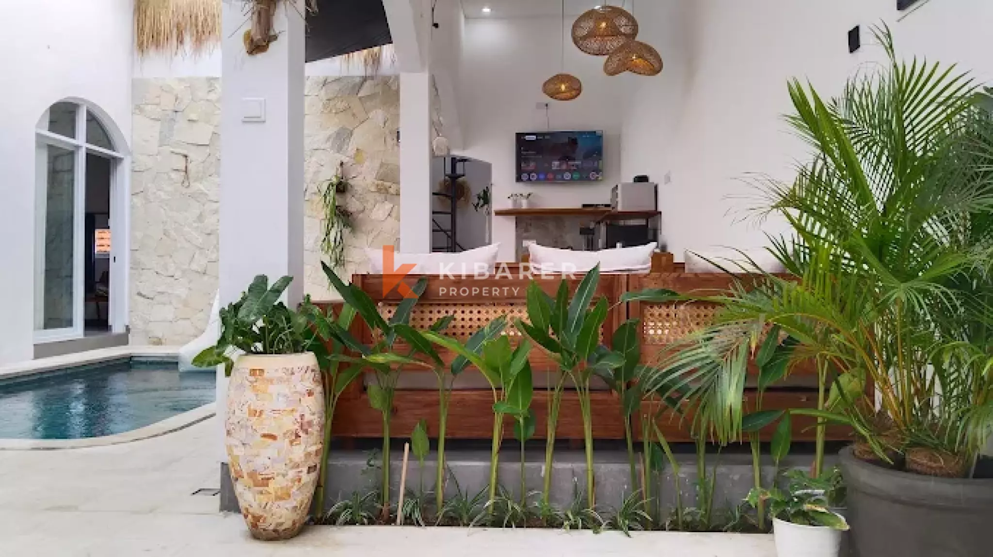 Cozy Two-Bedroom Villa in Padonan