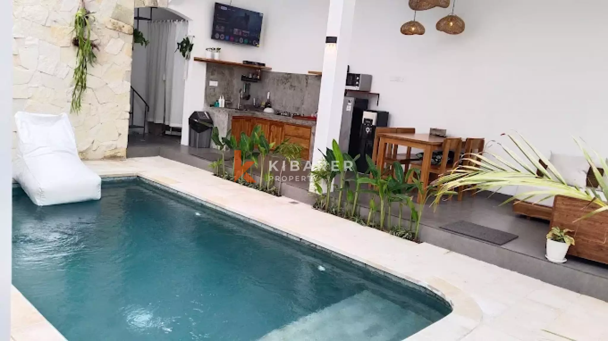 Cozy Two-Bedroom Villa in Padonan