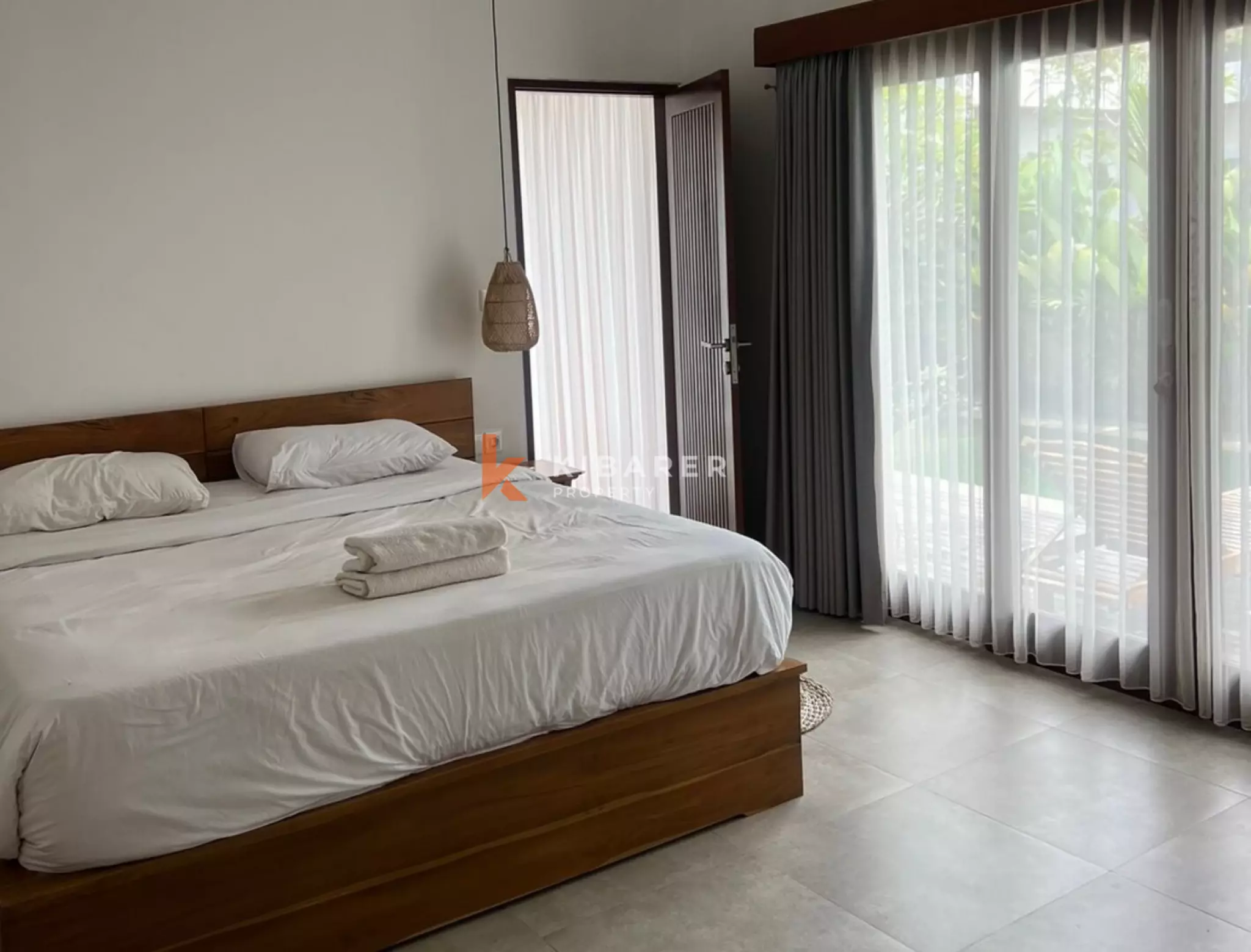 Modern Chic Two Bedroom Villa with Ocean Energy in Cemagi