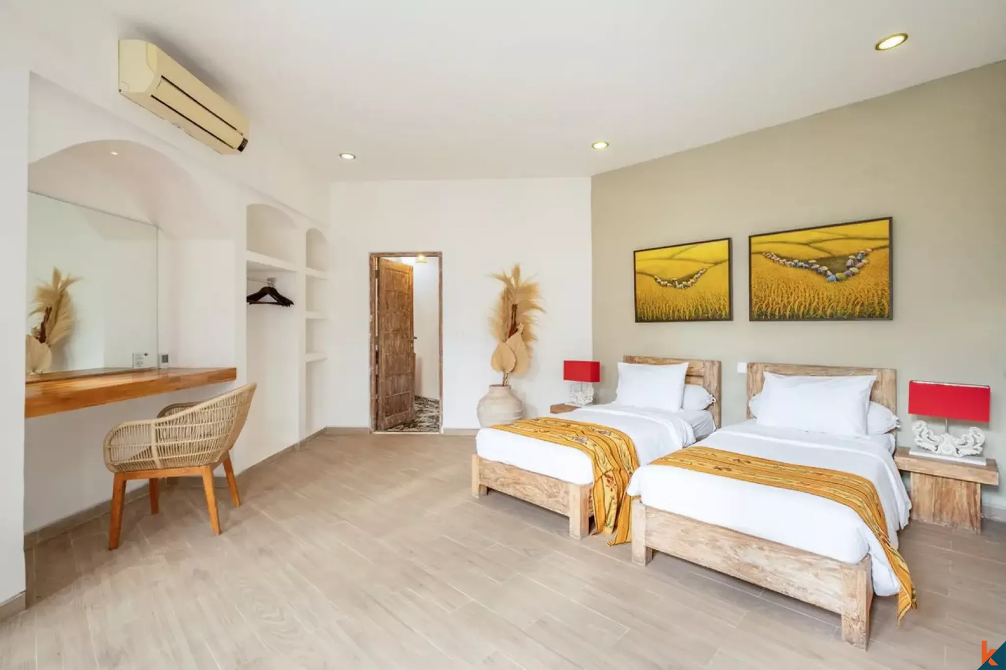 Villa sederhana dan menarik di kawasan Seminyak