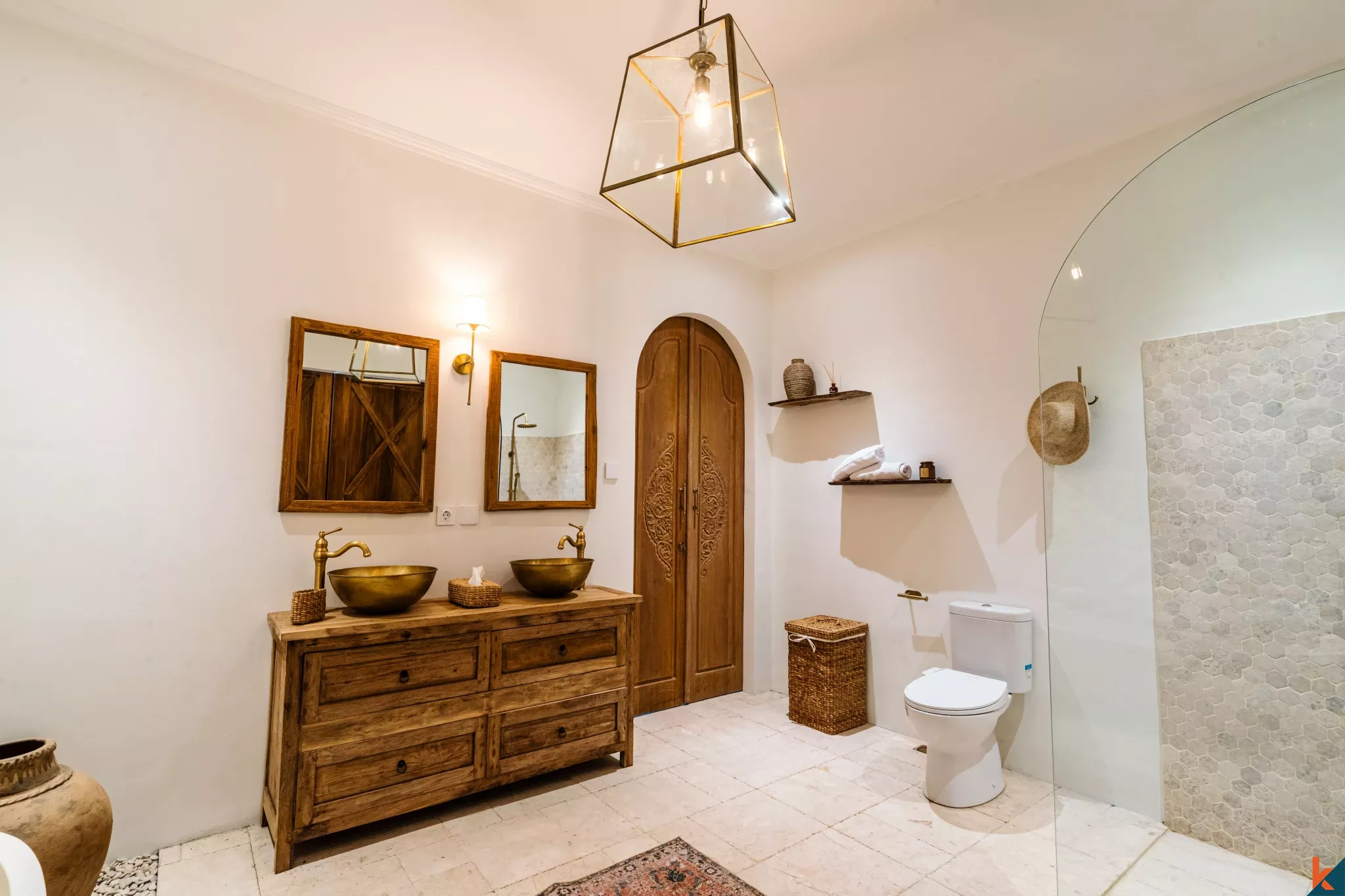 Modern Mediterranean-Style 3-Bedroom Villa with Private Pool in Sanur