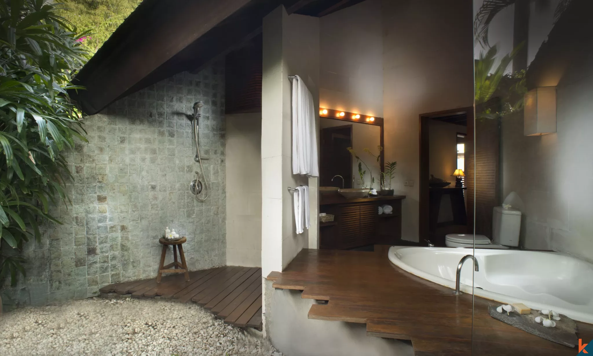 Villa tropicale sereine de 2 chambres avec piscine privée à Kerobokan