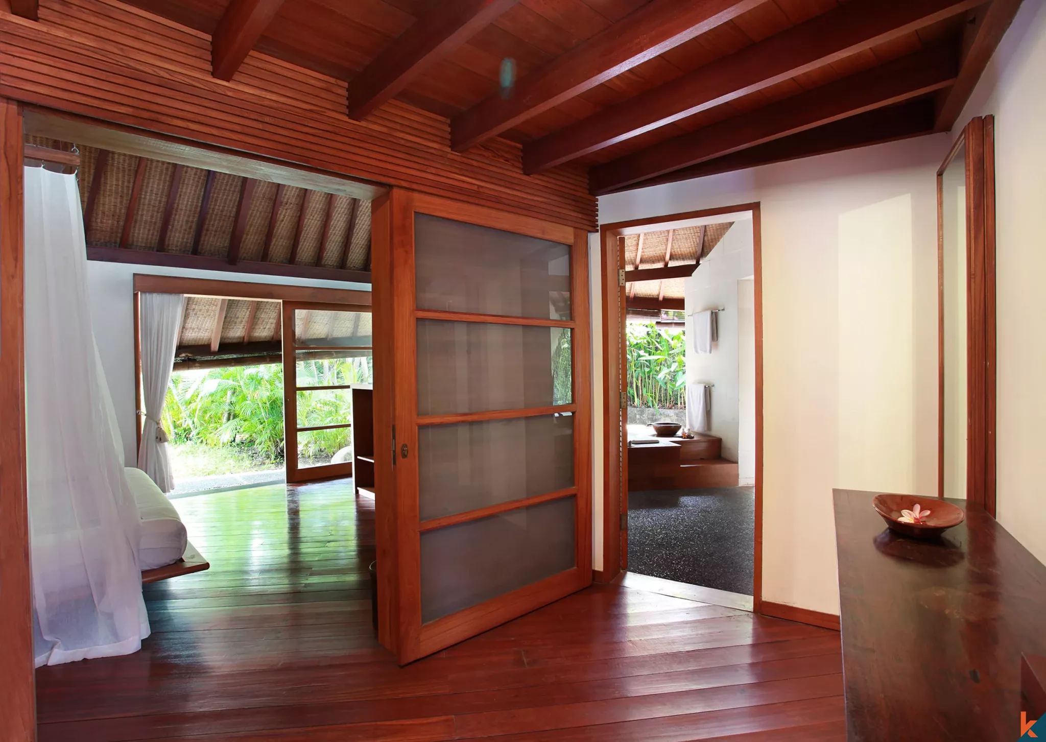 Villa tropicale sereine de 2 chambres avec piscine privée à Kerobokan