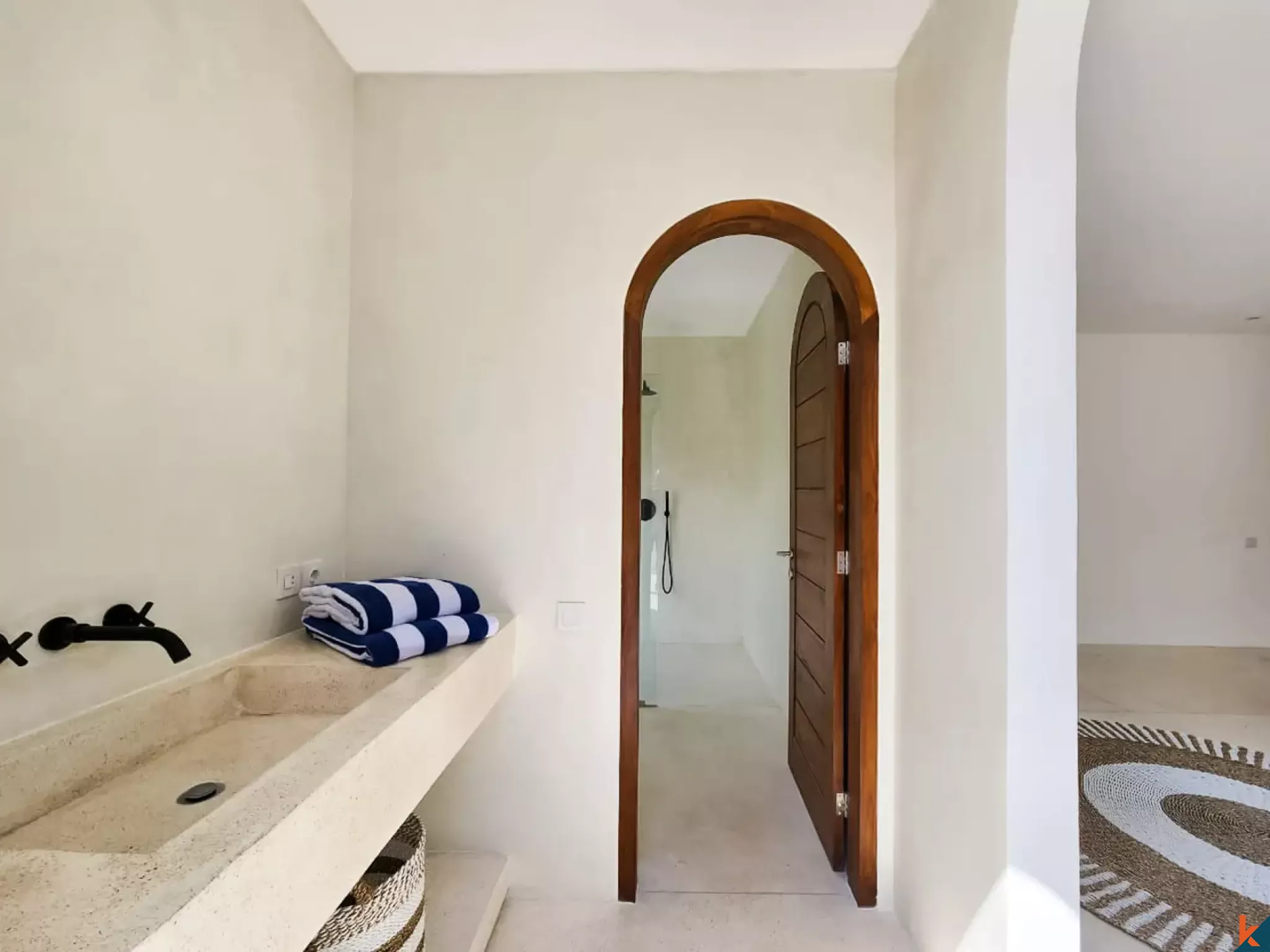 Vila sewa satu kamar tidur modern dan mediterania di Canggu