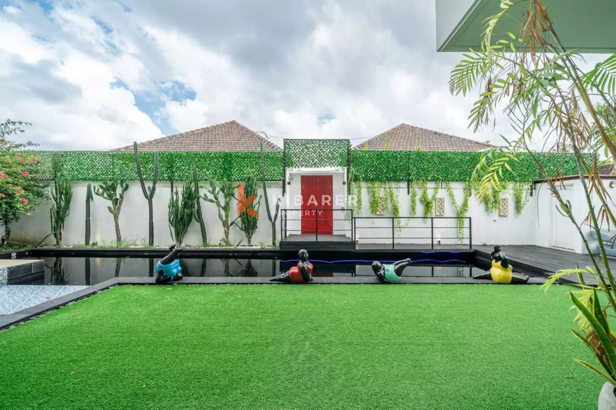 Tetap Bugar dan Bersantai - Vila Tiga Kamar Tidur di Canggu dengan Gym dan Area Santai Atap