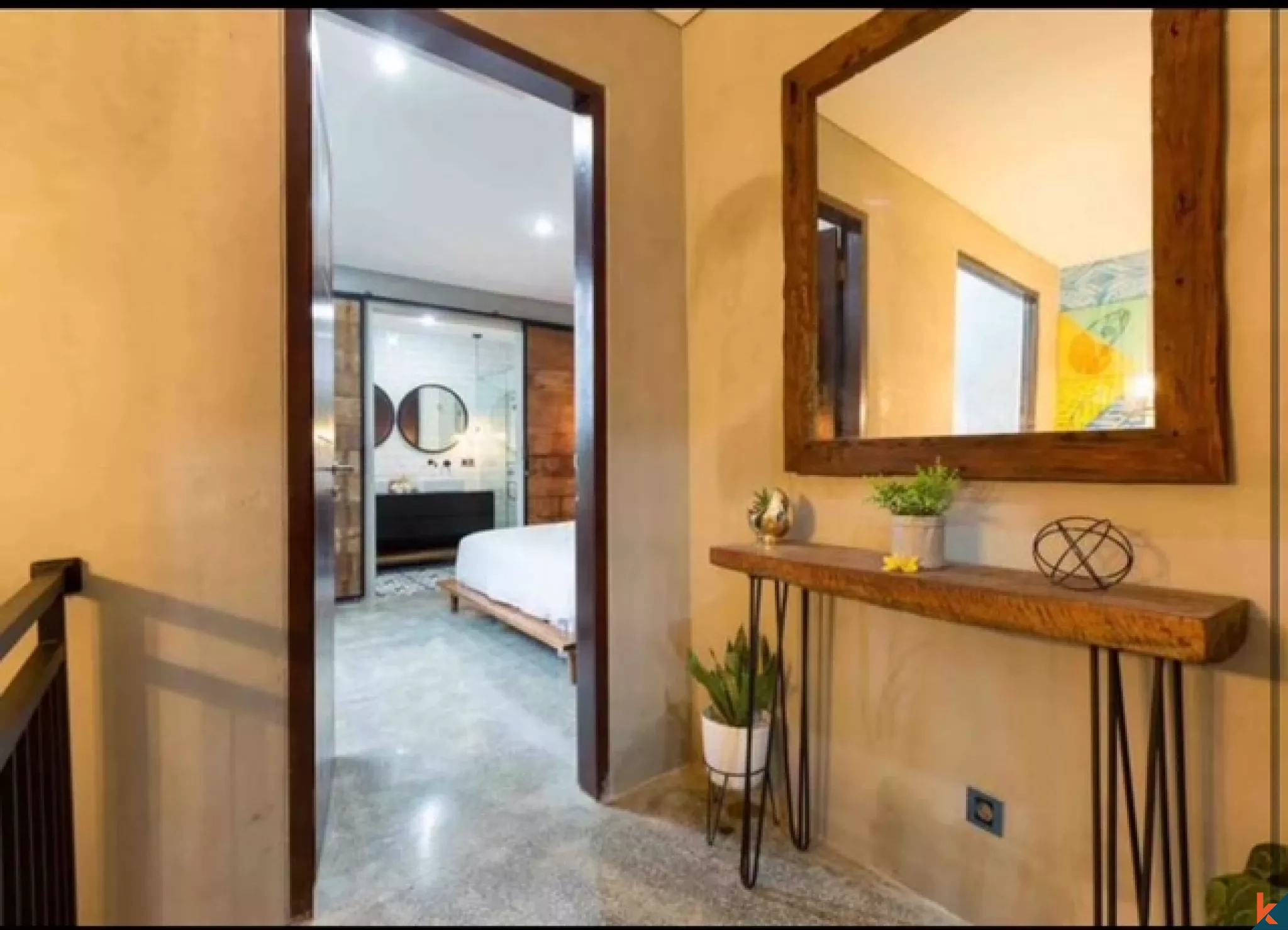 Villa compacte de trois chambres à vendre en pleine propriété dans le quartier résidentiel de Jimbaran