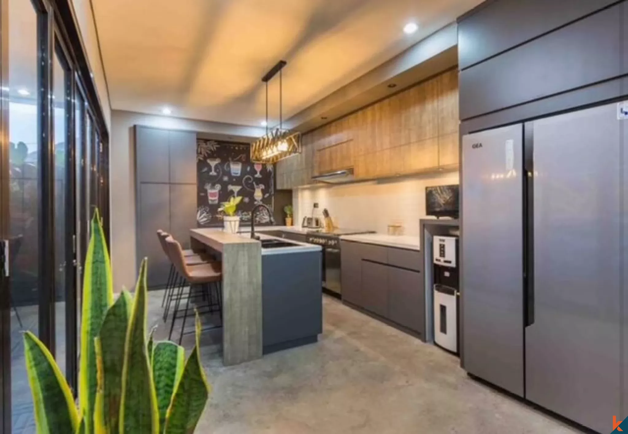 Villa compacte de trois chambres à vendre en pleine propriété dans le quartier résidentiel de Jimbaran