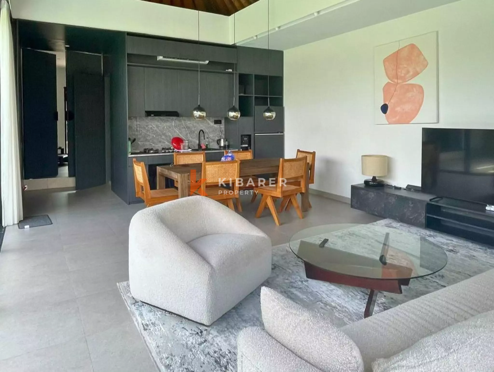 Vila Tropis Dua Kamar Tidur dengan Kolam Renang di Umalas yang Strategis