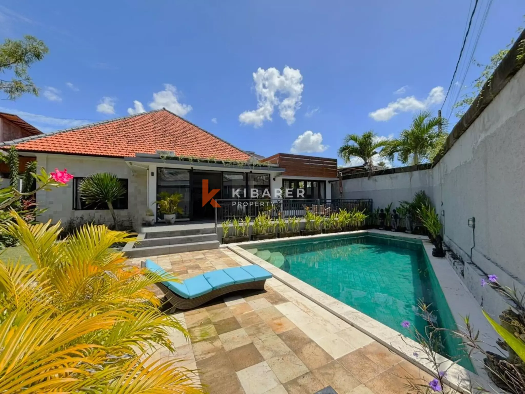 Superbe villa fermée de cinq chambres récemment rénovée à Umalas