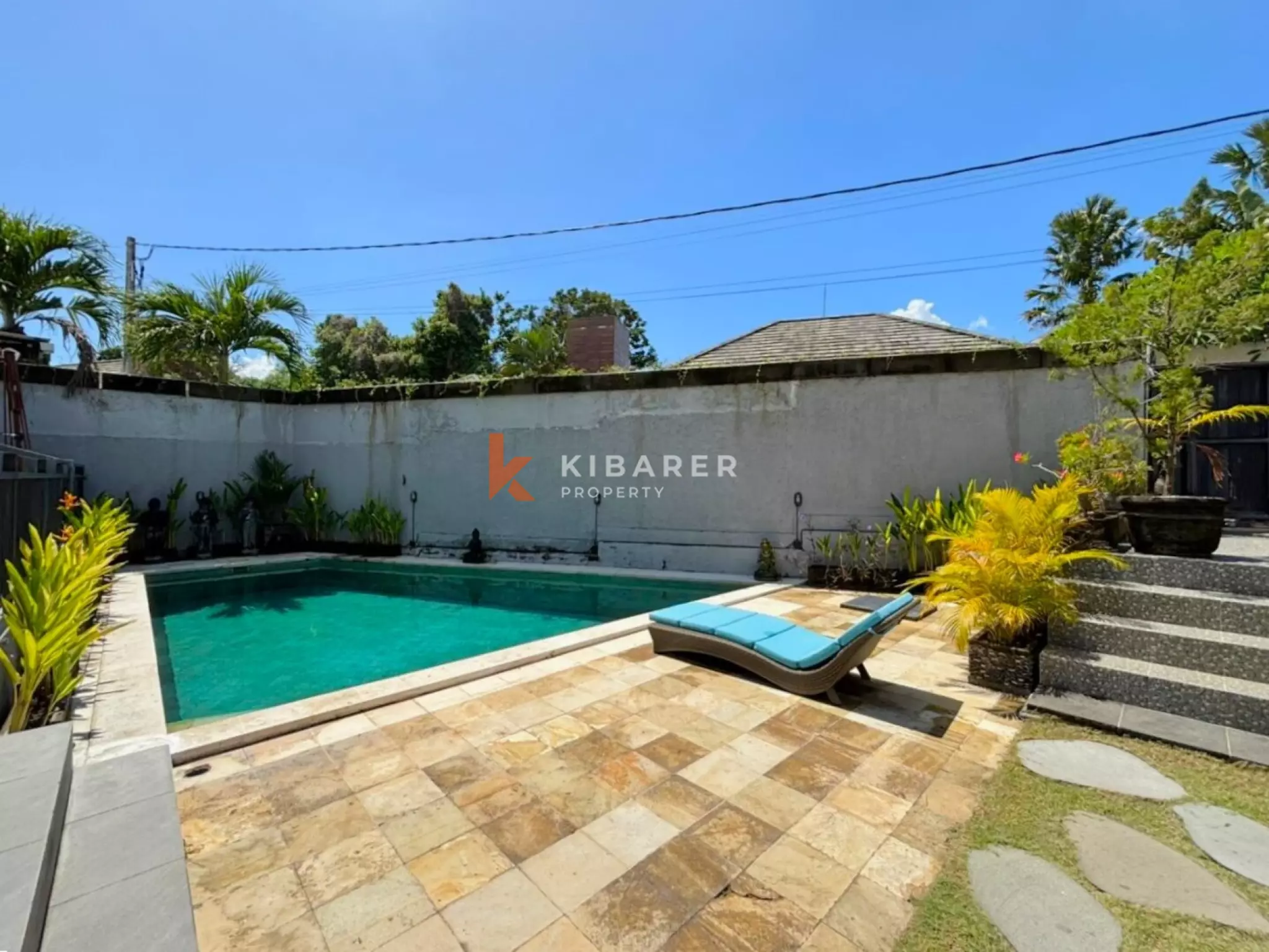 Superbe villa fermée de cinq chambres récemment rénovée à Umalas