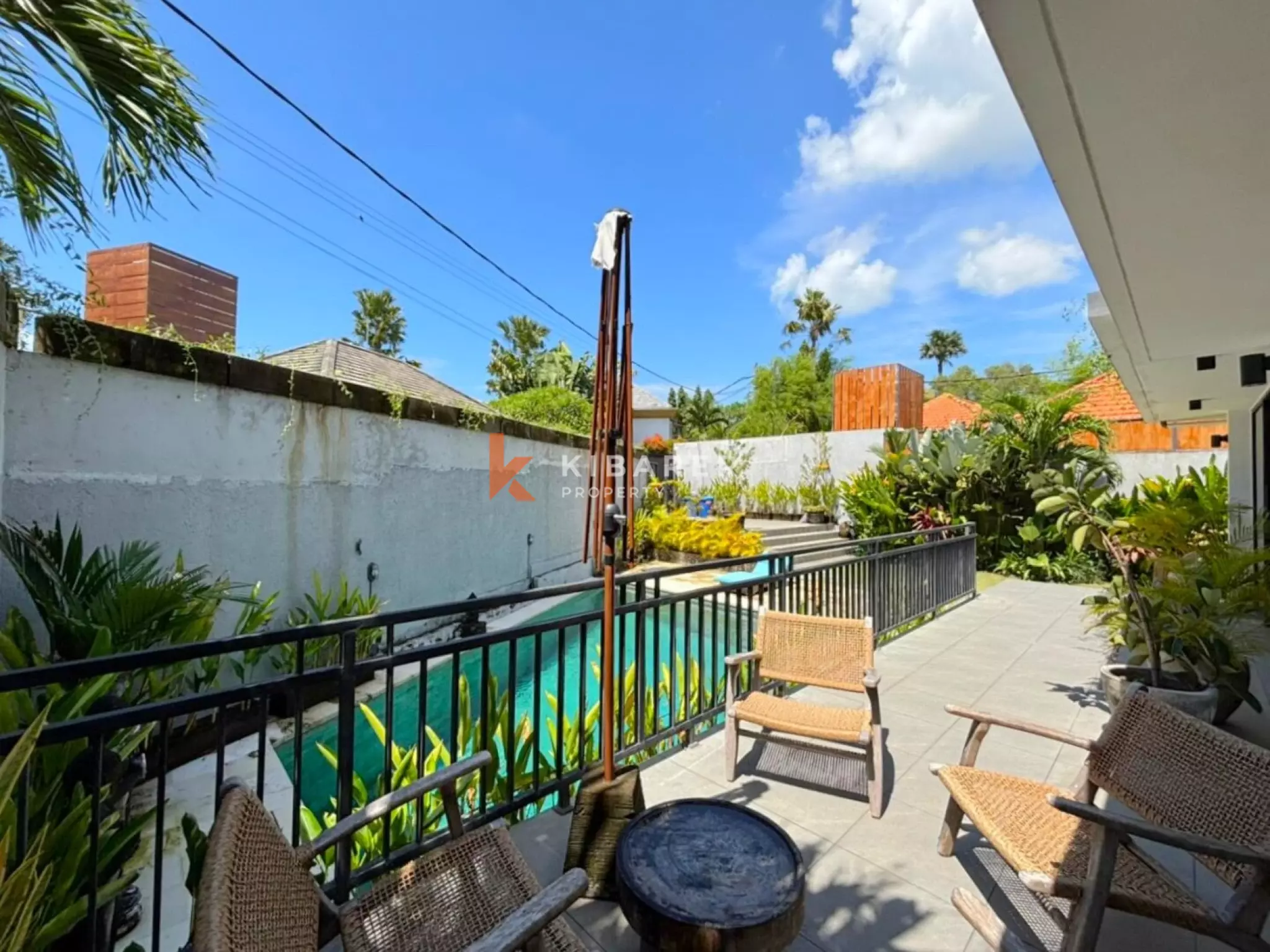 Superbe villa fermée de cinq chambres récemment rénovée à Umalas