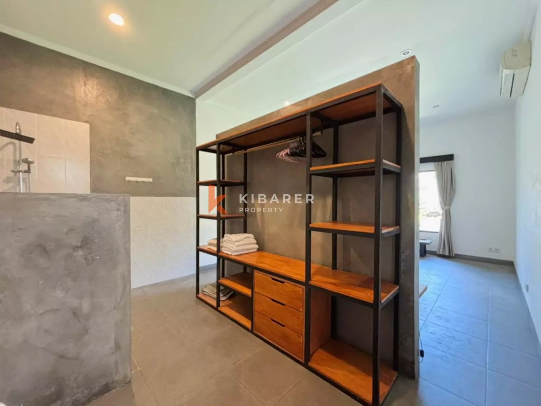 Superbe villa fermée de cinq chambres récemment rénovée à Umalas