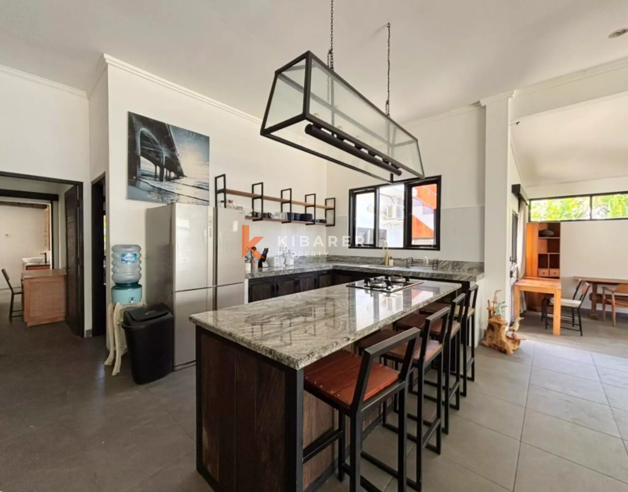 Superbe villa fermée de cinq chambres récemment rénovée à Umalas