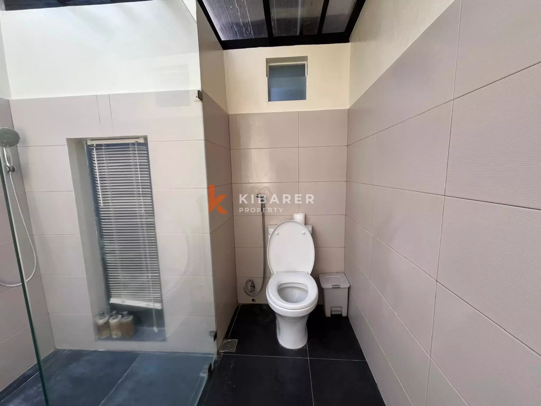 Peaceful Well Design Two Bedroom Villa Near to French School in Serene of Center Umalas