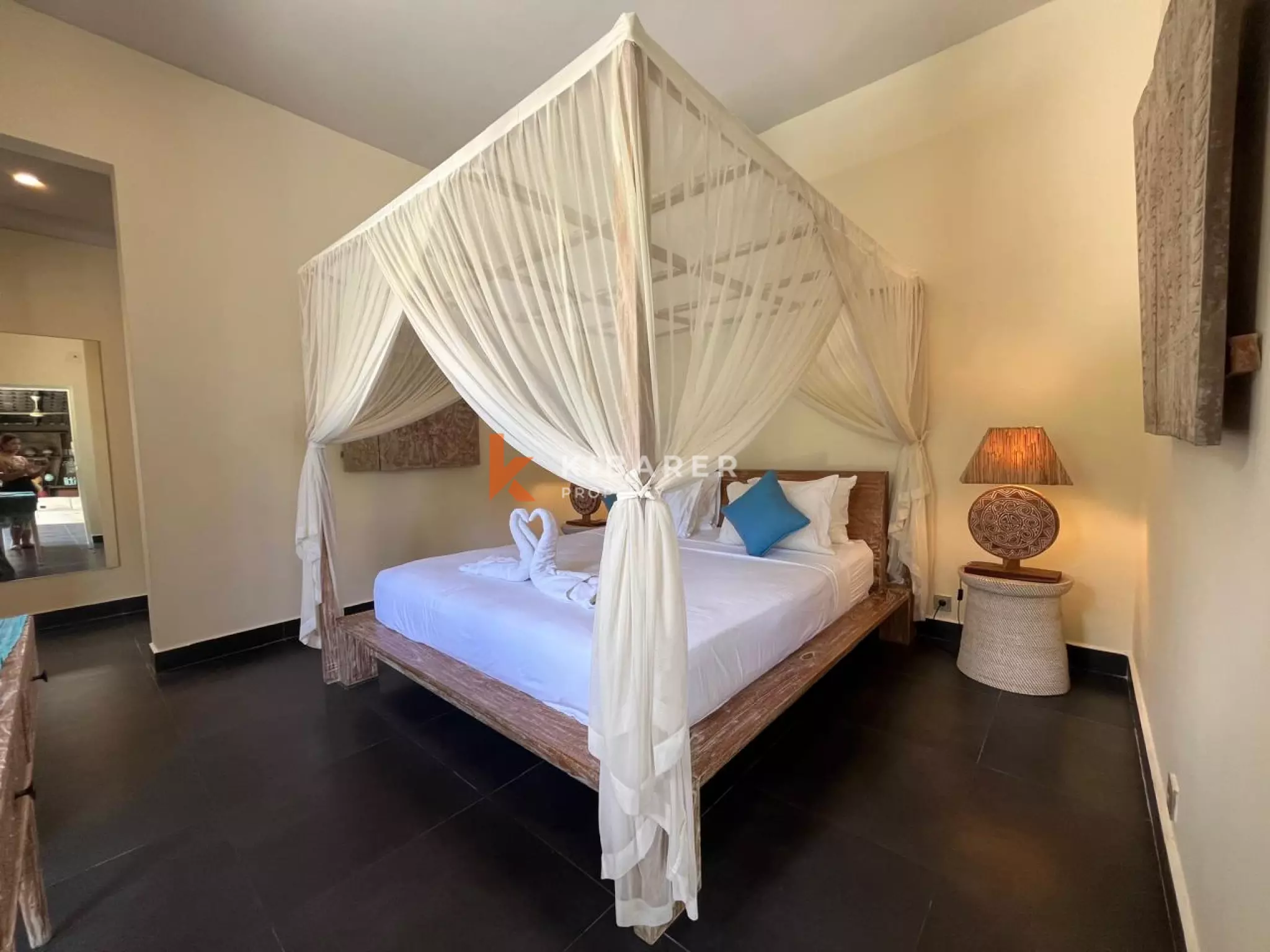 Peaceful Well Design Two Bedroom Villa Near to French School in Serene of Center Umalas