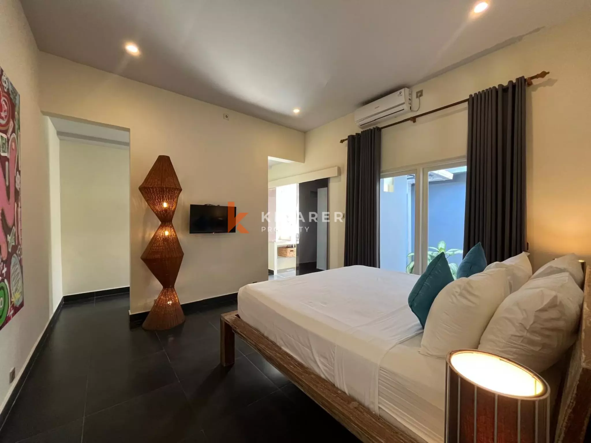 Peaceful Well Design Two Bedroom Villa Near to French School in Serene of Center Umalas