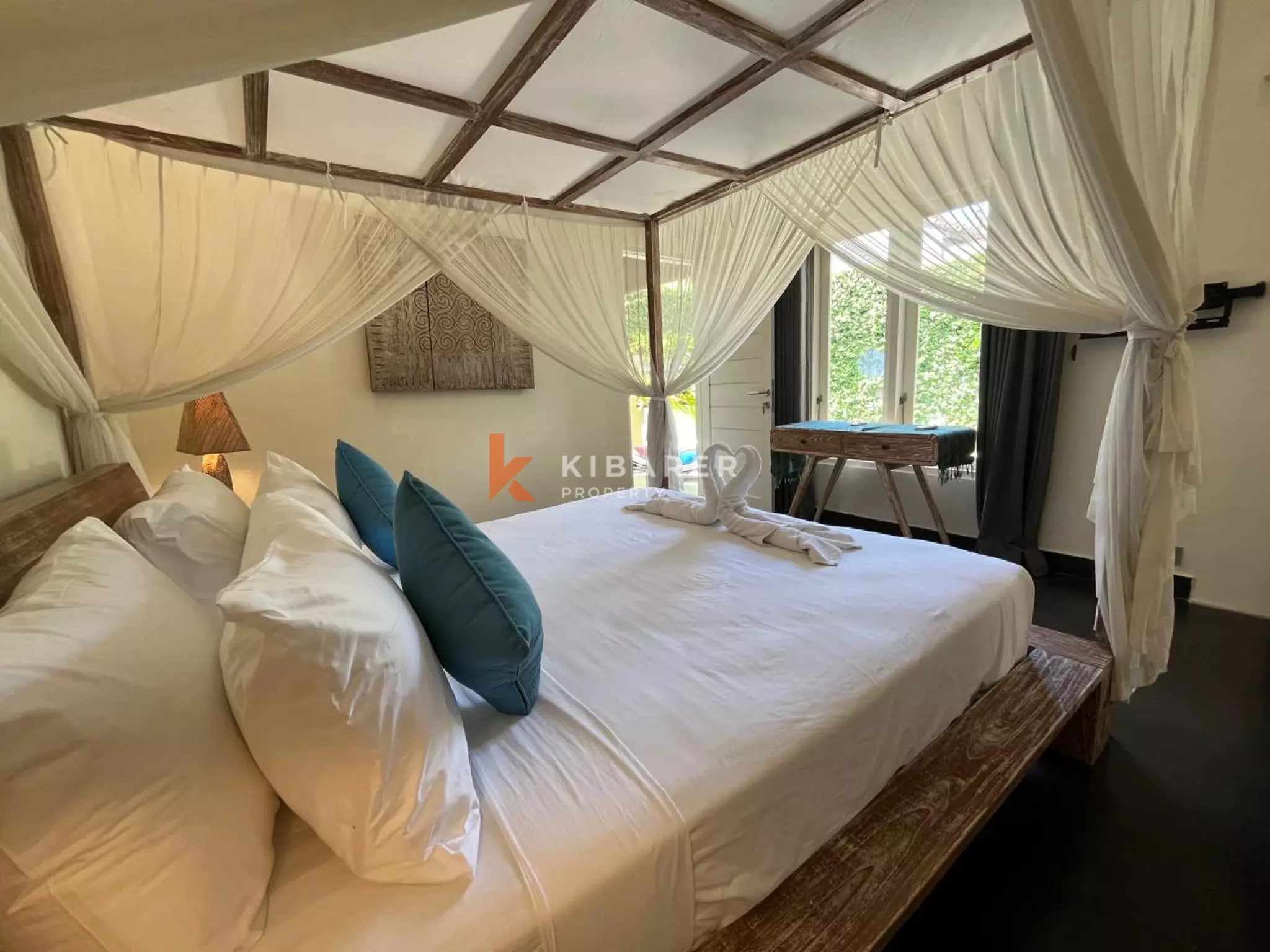 Peaceful Well Design Two Bedroom Villa Near to French School in Serene of Center Umalas