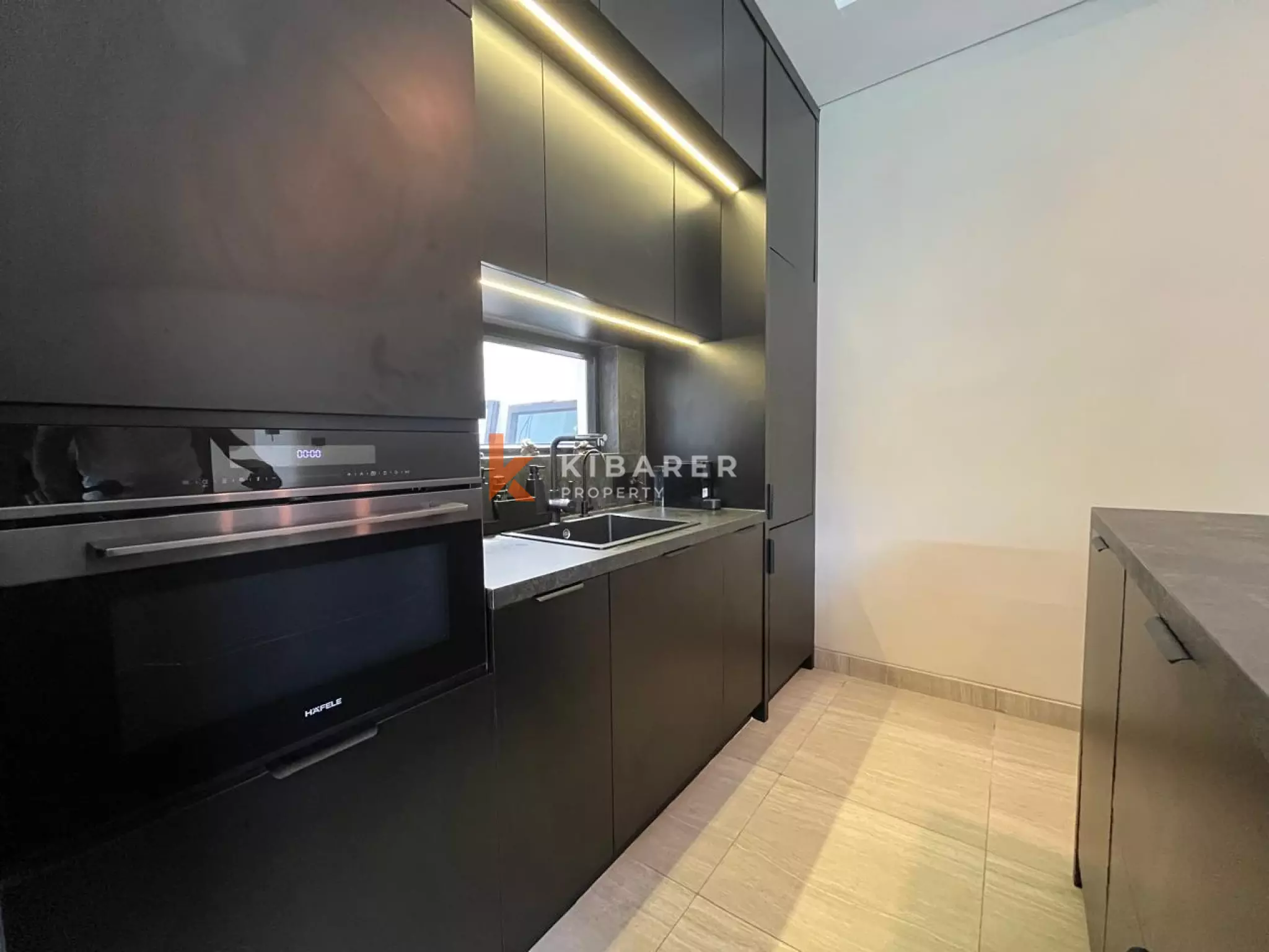 Elegant Modern Three Bedroom Villa Minutes from Sanur Beach