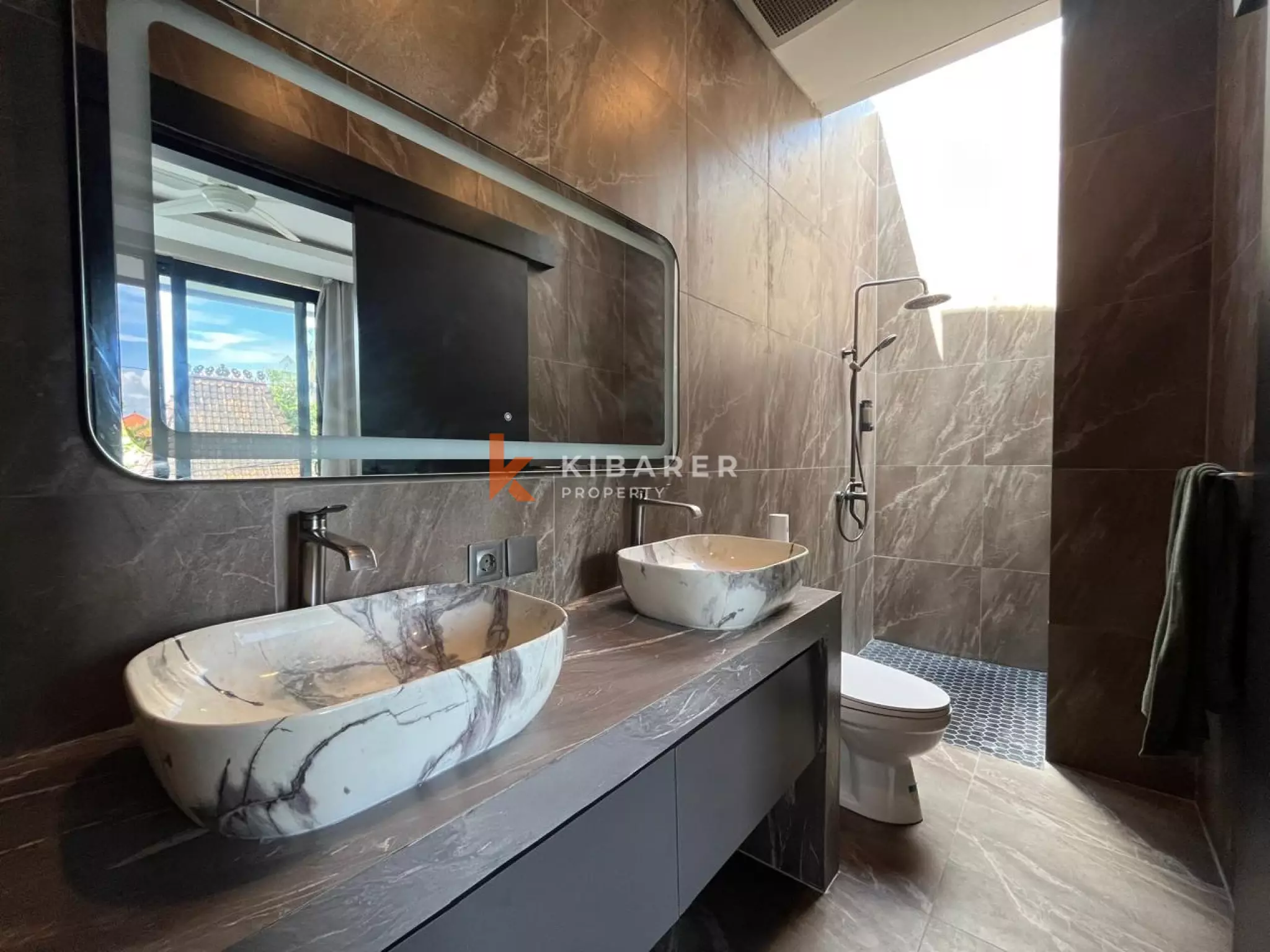 Elegant Modern Three Bedroom Villa Minutes from Sanur Beach