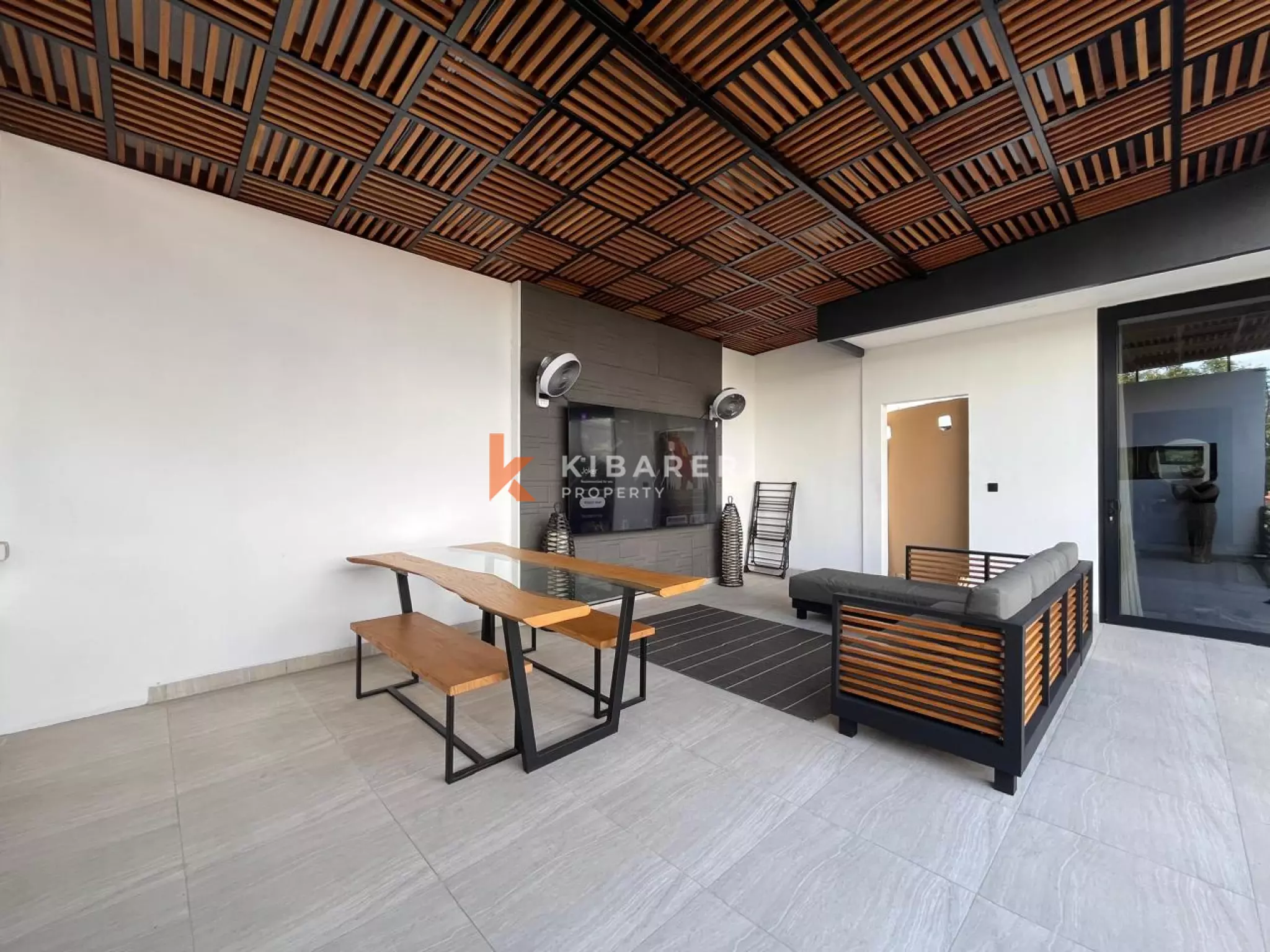 Elegant Modern Three Bedroom Villa Minutes from Sanur Beach