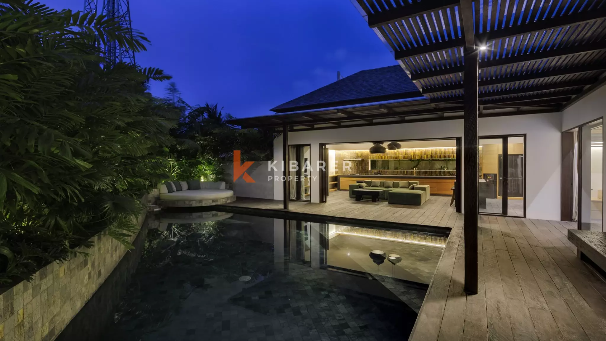 Vila Tiga Kamar Tidur Modern Elegan untuk Hunian Pribadi di Cemagi