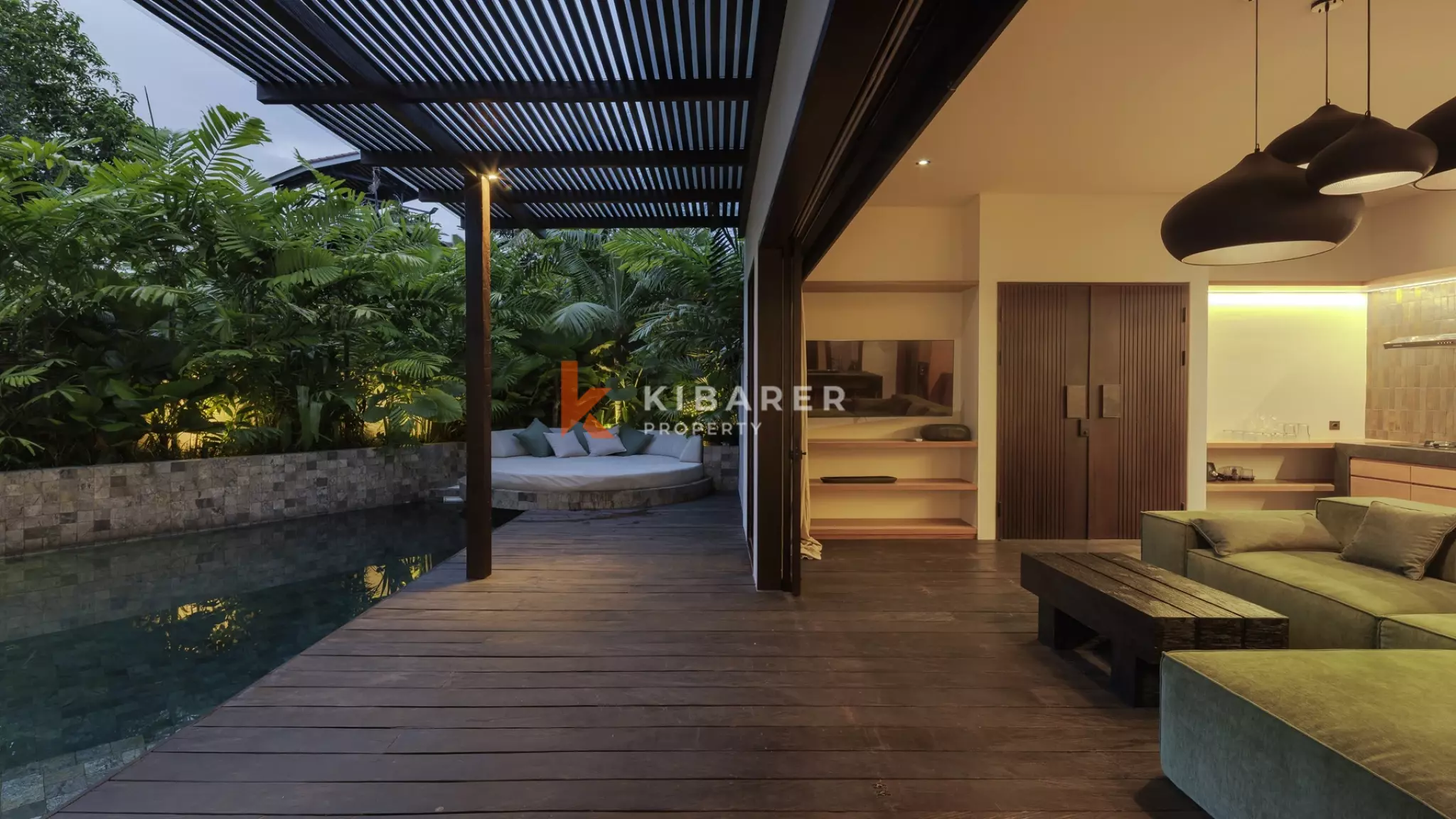 Vila Tiga Kamar Tidur Modern Elegan untuk Hunian Pribadi di Cemagi