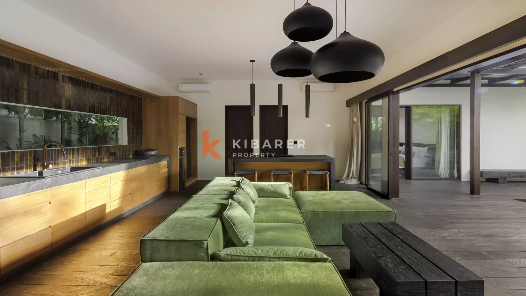 Vila Tiga Kamar Tidur Modern Elegan untuk Hunian Pribadi di Cemagi