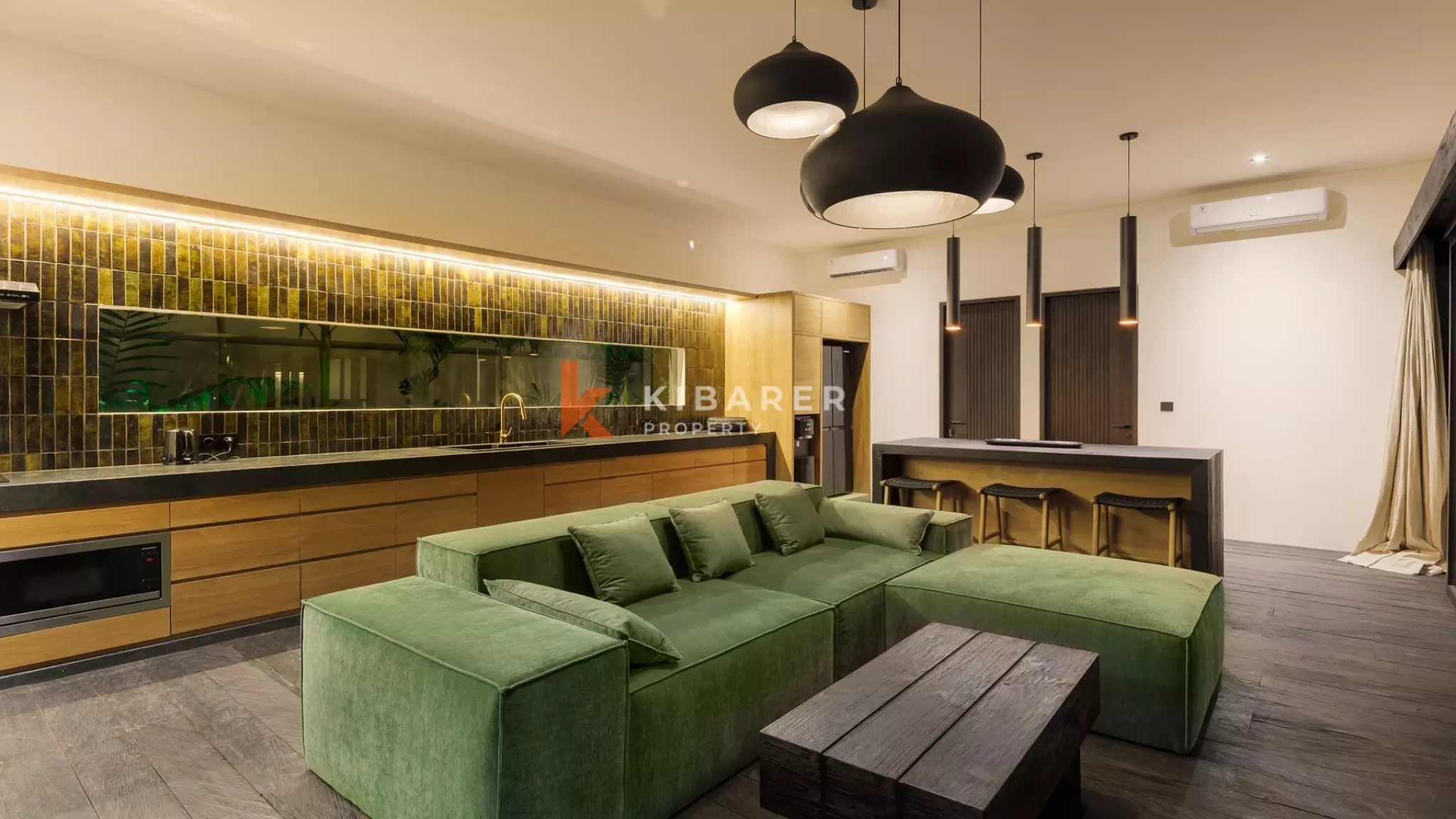 Vila Tiga Kamar Tidur Modern Elegan untuk Hunian Pribadi di Cemagi