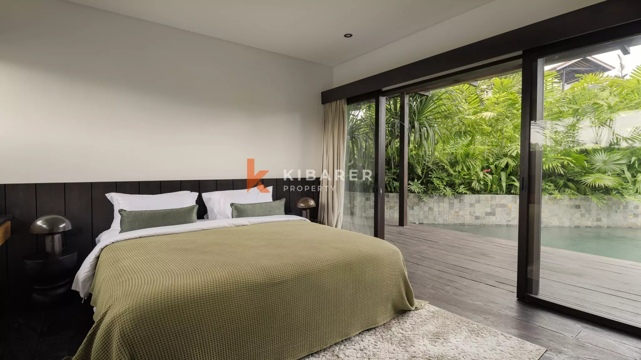Vila Tiga Kamar Tidur Modern Elegan untuk Hunian Pribadi di Cemagi