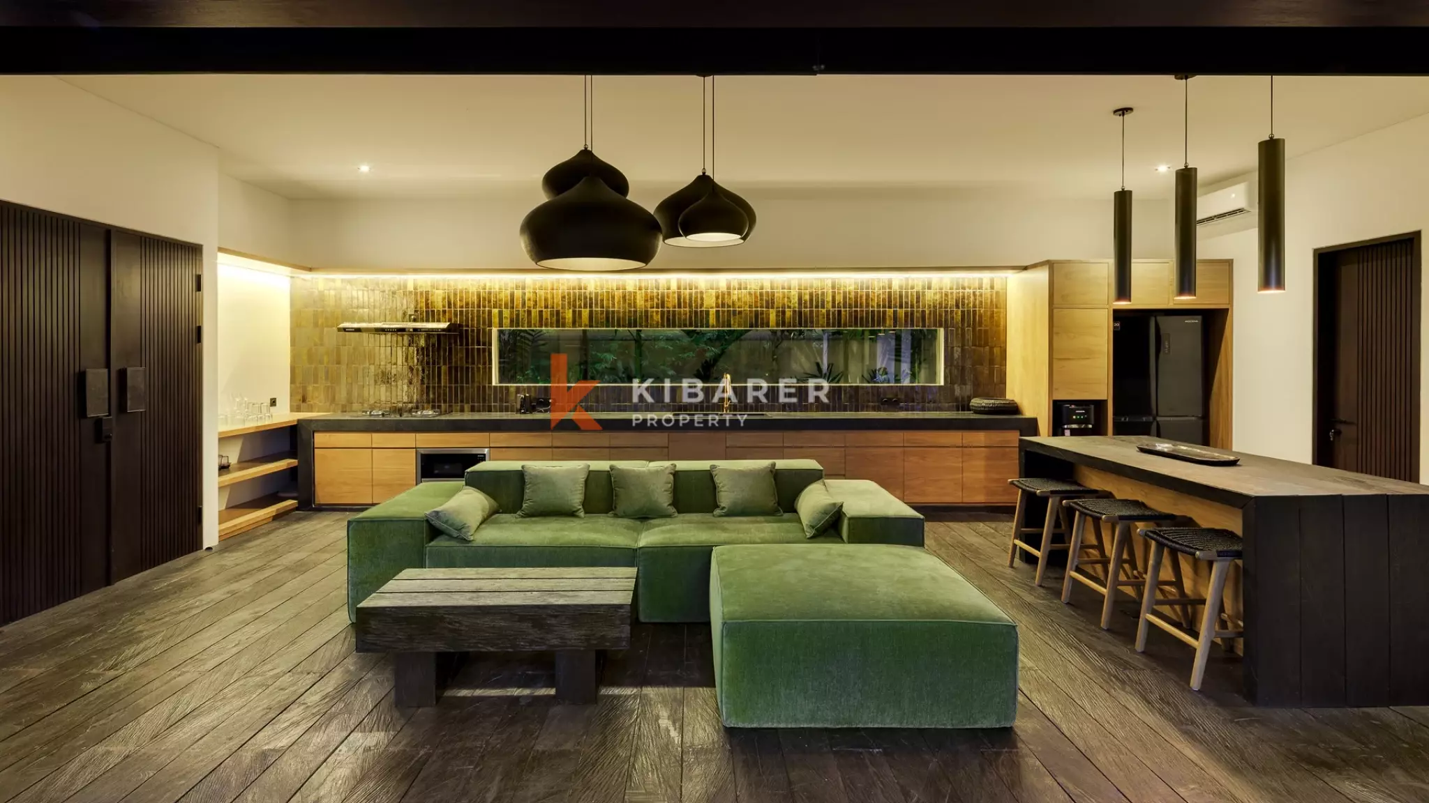 Vila Tiga Kamar Tidur Modern Elegan untuk Hunian Pribadi di Cemagi