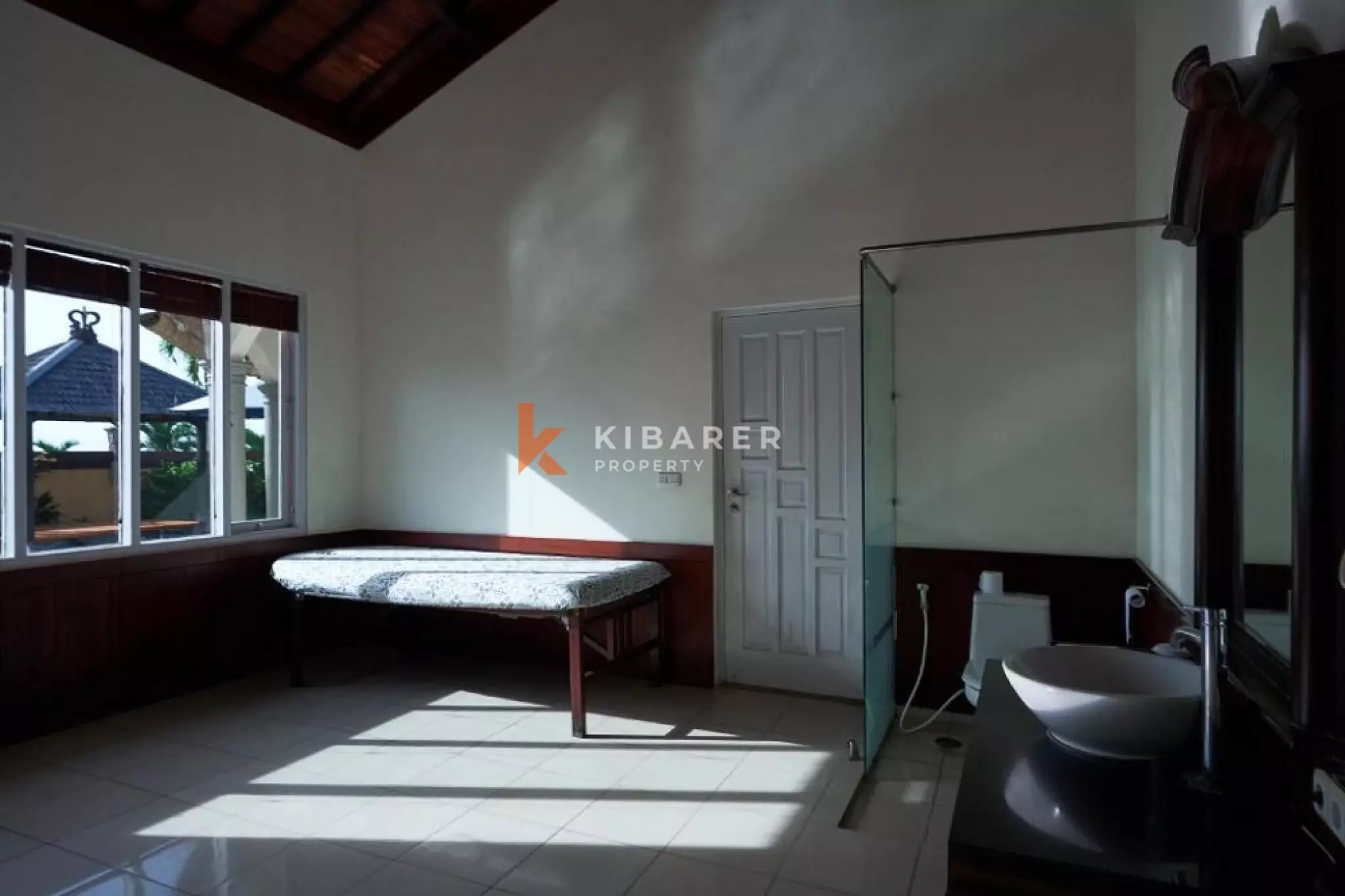 Vila Satu Kamar Tidur untuk Liburan Kota di Ungasan