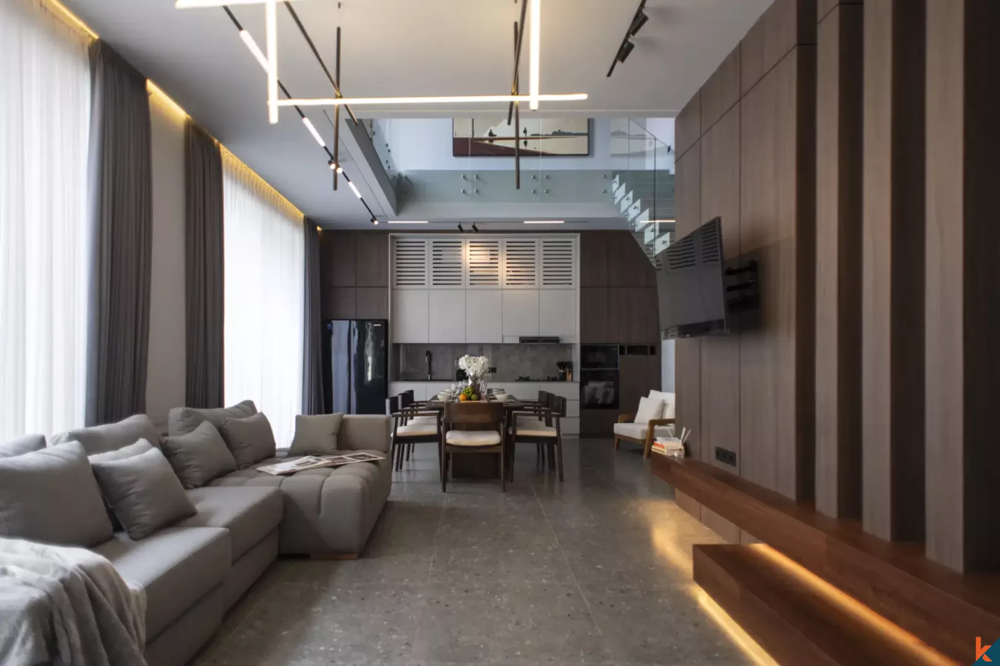 Villa Sewa Tiga Kamar Tidur Modern di Pusat Umalas