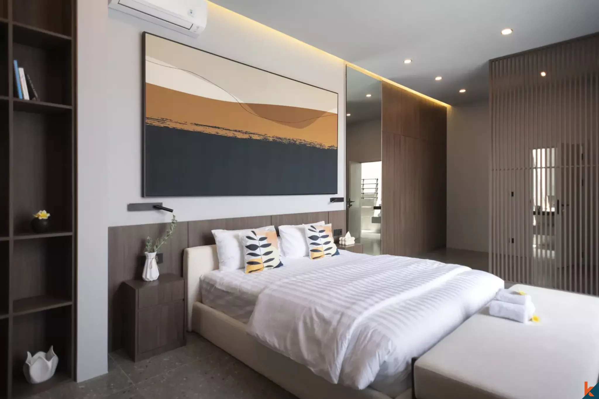 Villa Sewa Tiga Kamar Tidur Modern di Pusat Umalas