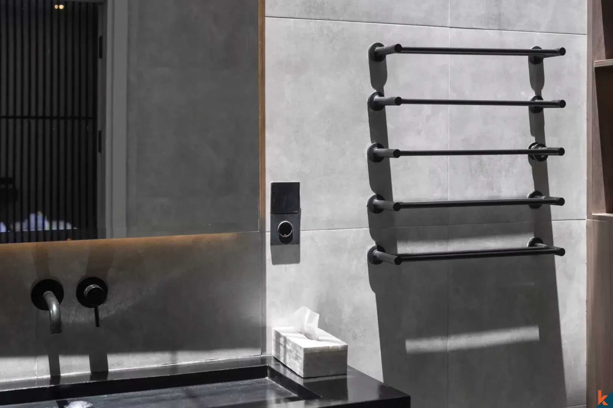 Villa Sewa Tiga Kamar Tidur Modern di Pusat Umalas