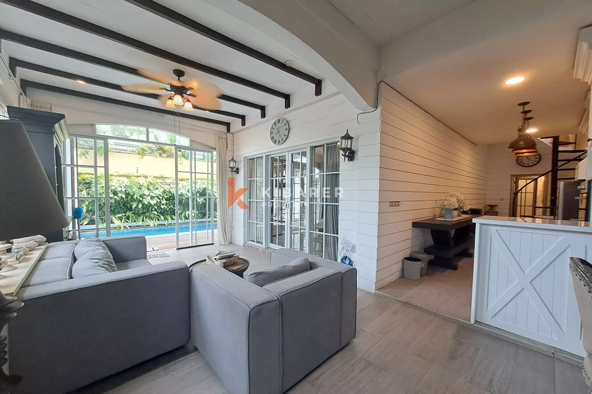 Villa chaleureuse de trois chambres dans un quartier stratégique de Berawa