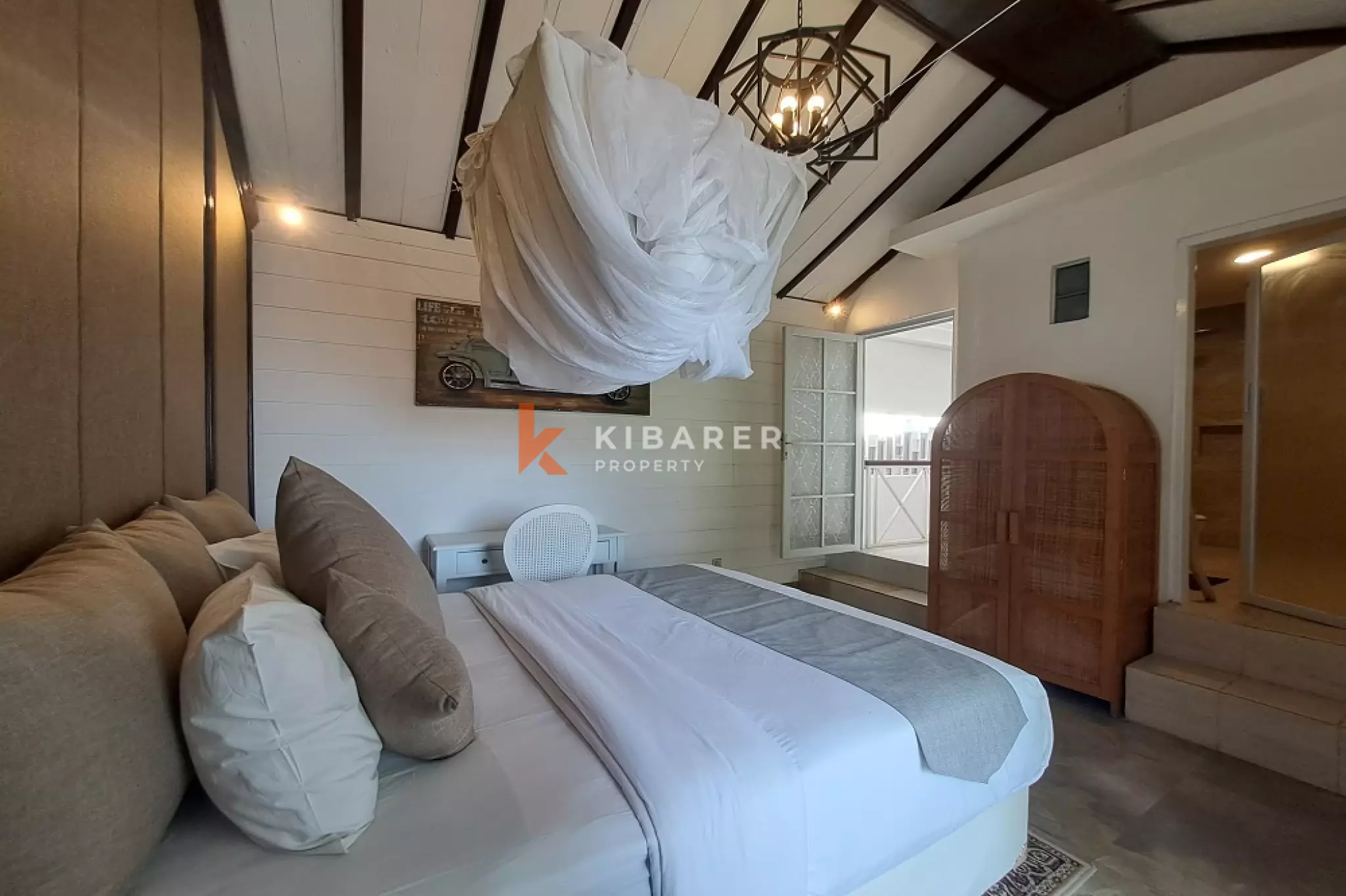 Villa chaleureuse de trois chambres dans un quartier stratégique de Berawa