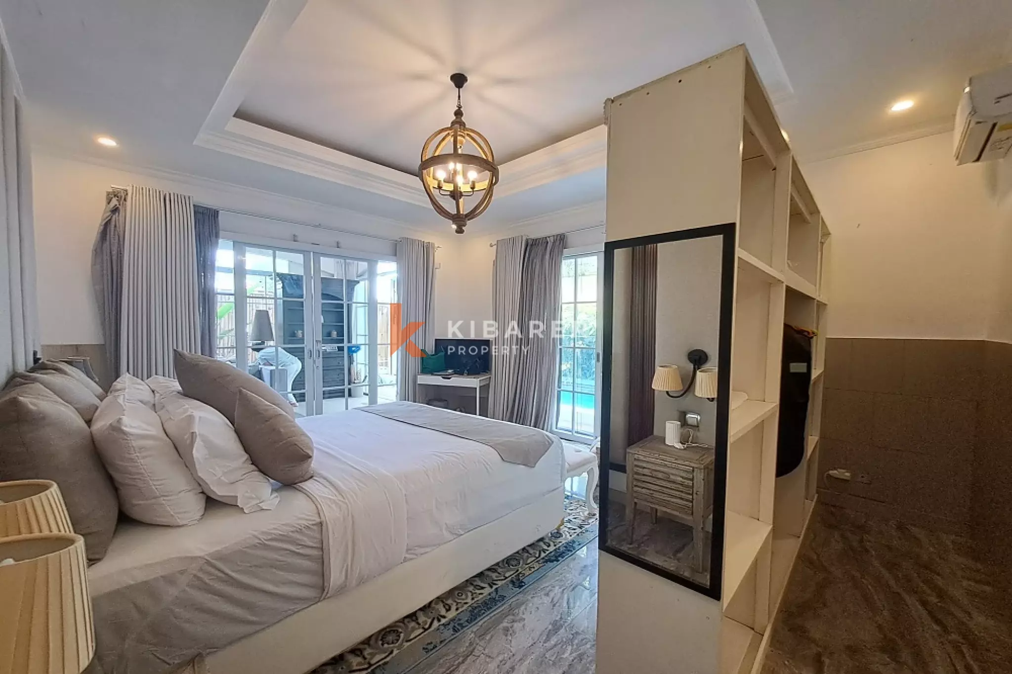 Villa chaleureuse de trois chambres dans un quartier stratégique de Berawa