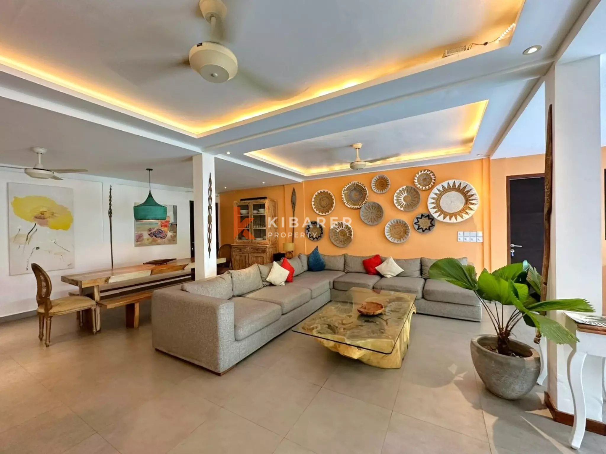 Perfect Tropical Escape - Three Bedroom Villa in Prime Seminyak