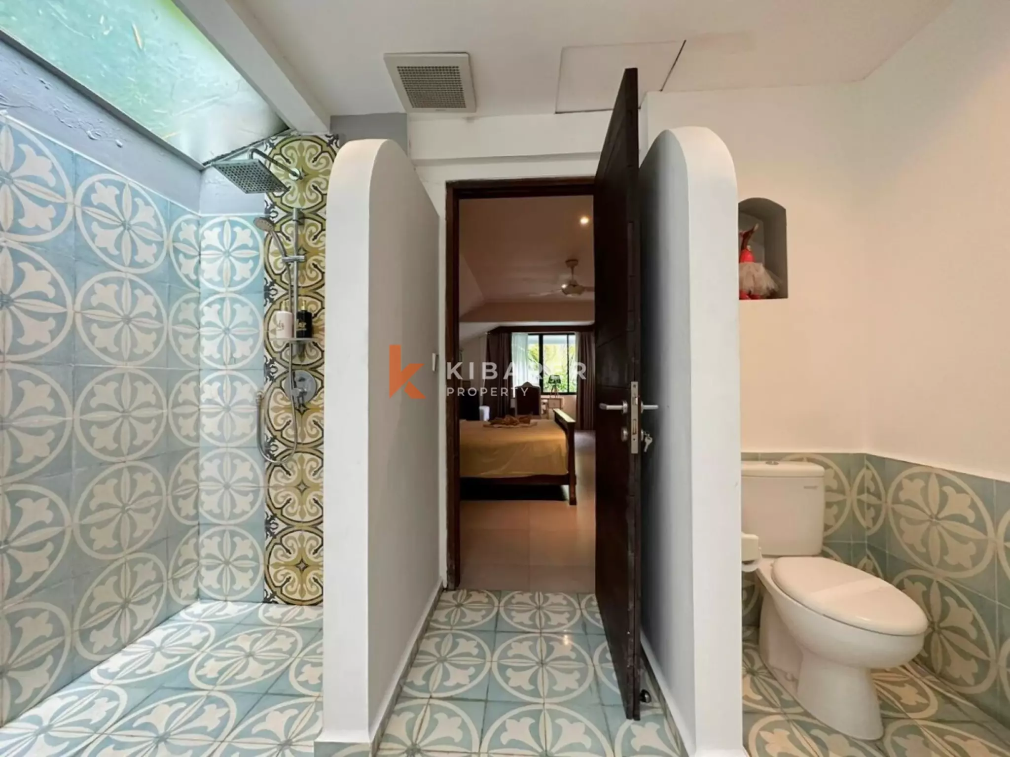 Perfect Tropical Escape - Three Bedroom Villa in Prime Seminyak