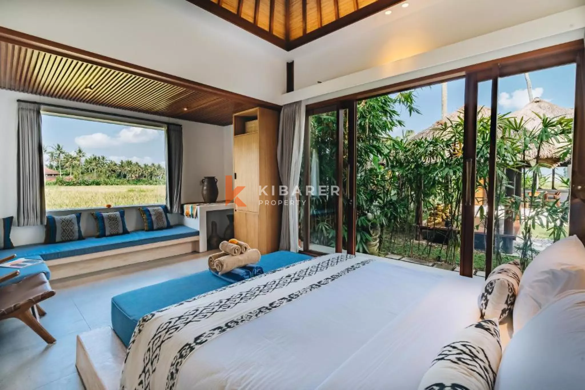 Modern Living in Nature Four Bedroom Villa in Ubud