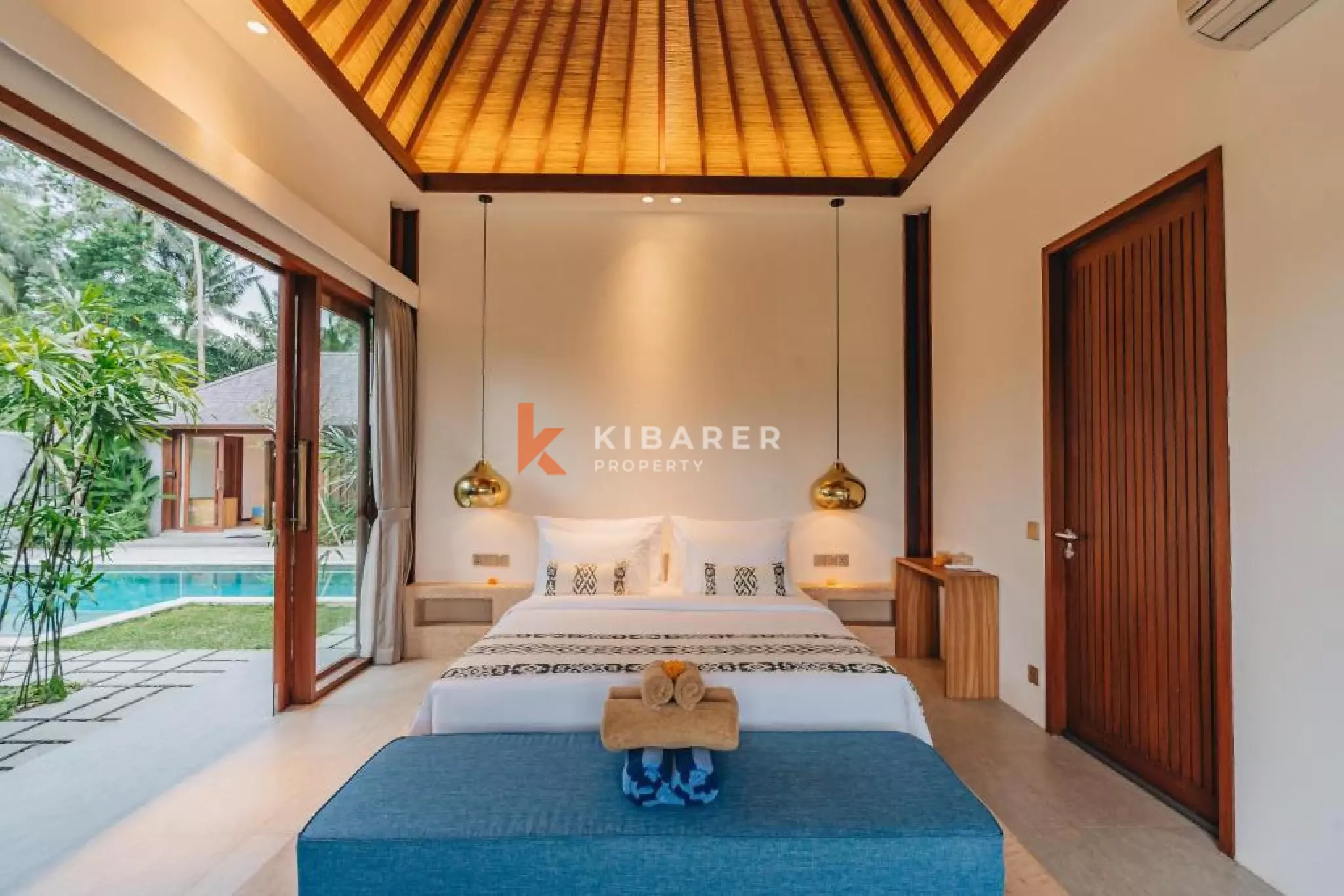 Modern Living in Nature Four Bedroom Villa in Ubud