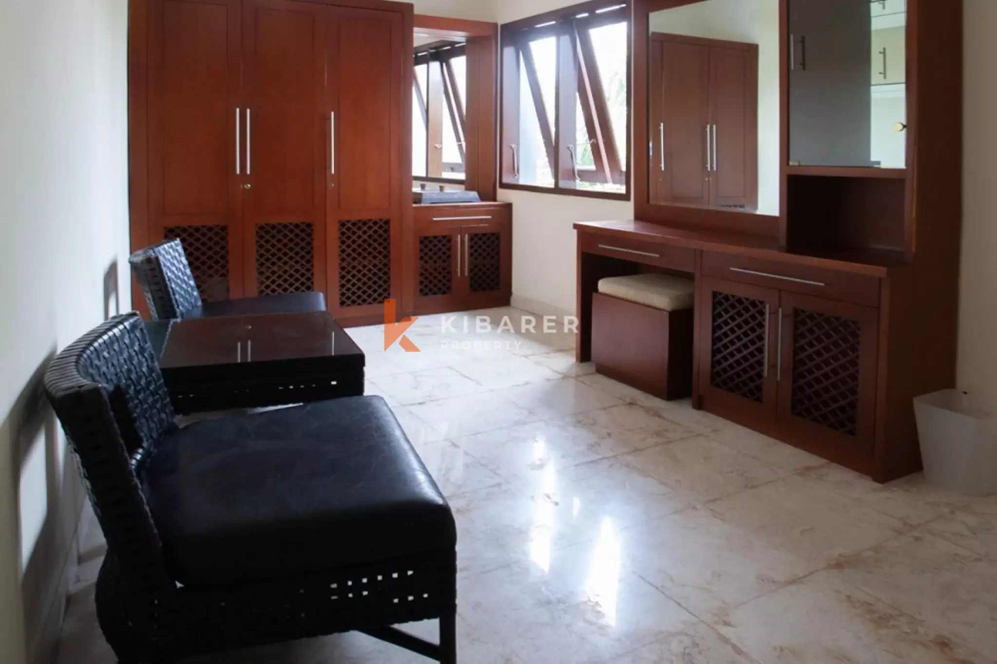 Tropical Touch One-Bedrooms Enclosed Villa in Jimbaran