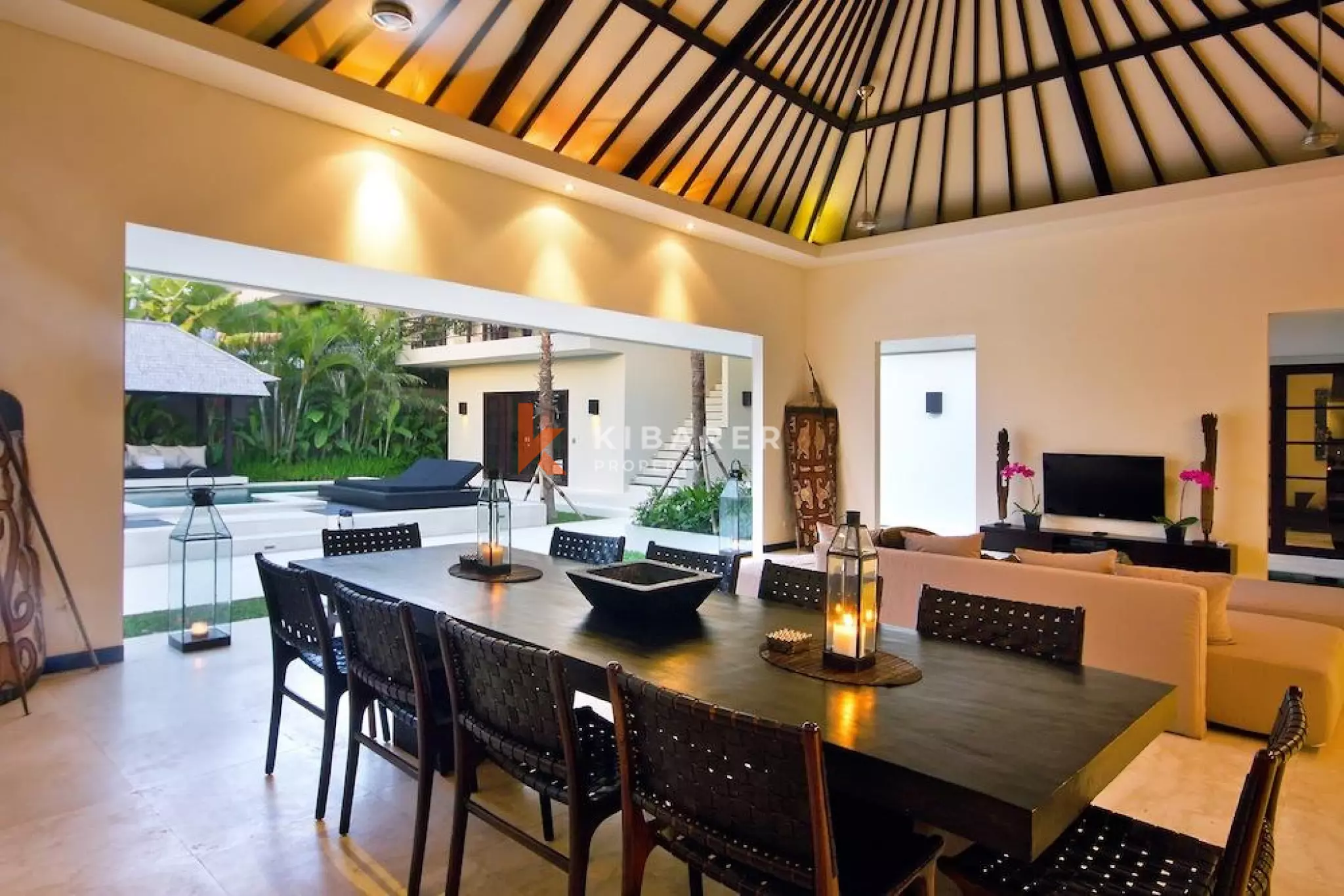 Stunning Four-Bedroom Villa in the Heart of Berawa